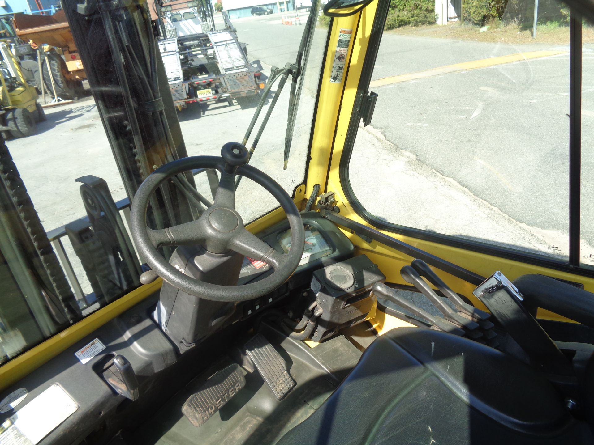 Hyster H110XM 10,000 lb Forklift - Image 6 of 17