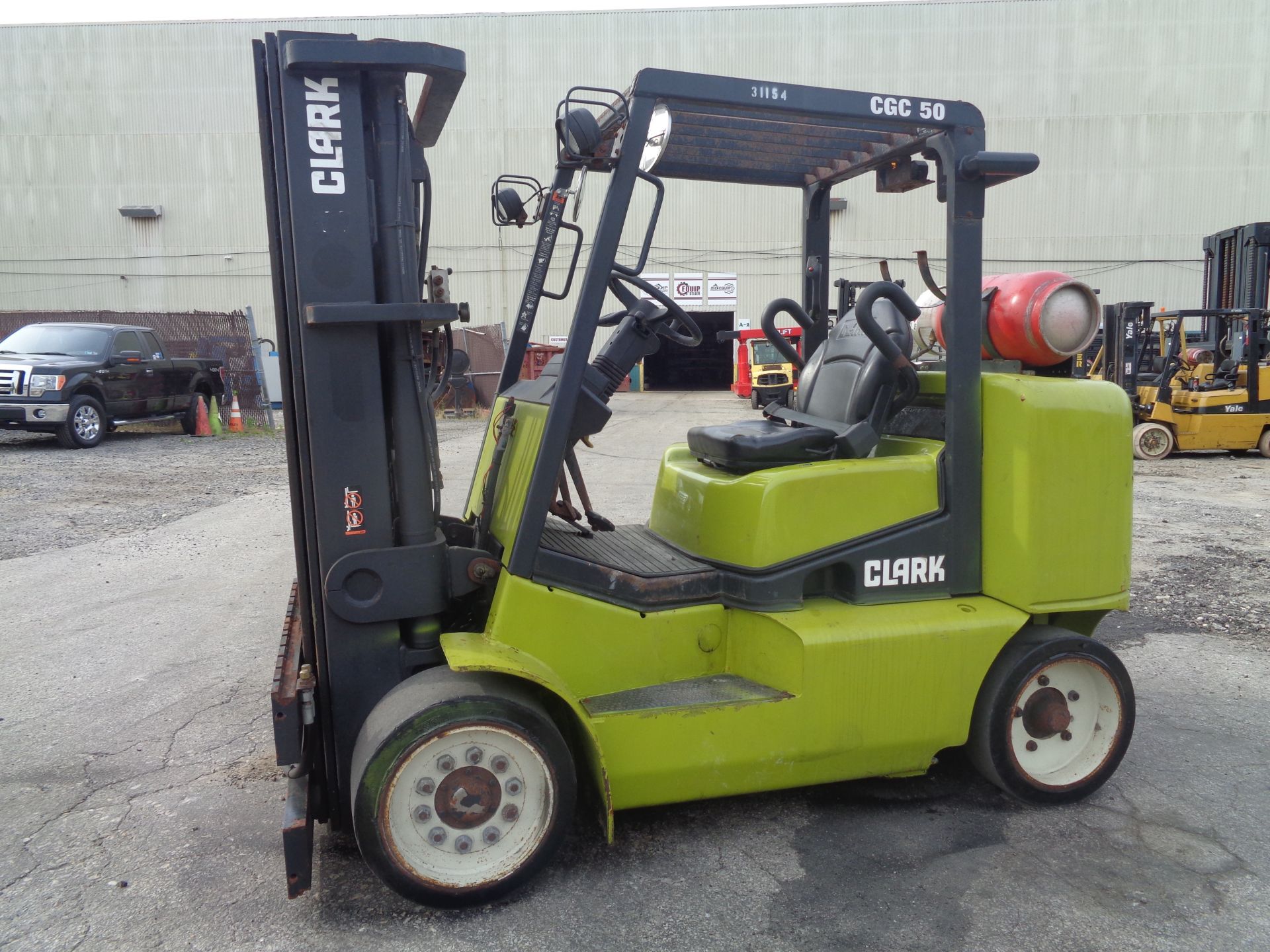 2014 Clark CGC50L 10,000lb Forklift - Image 7 of 15