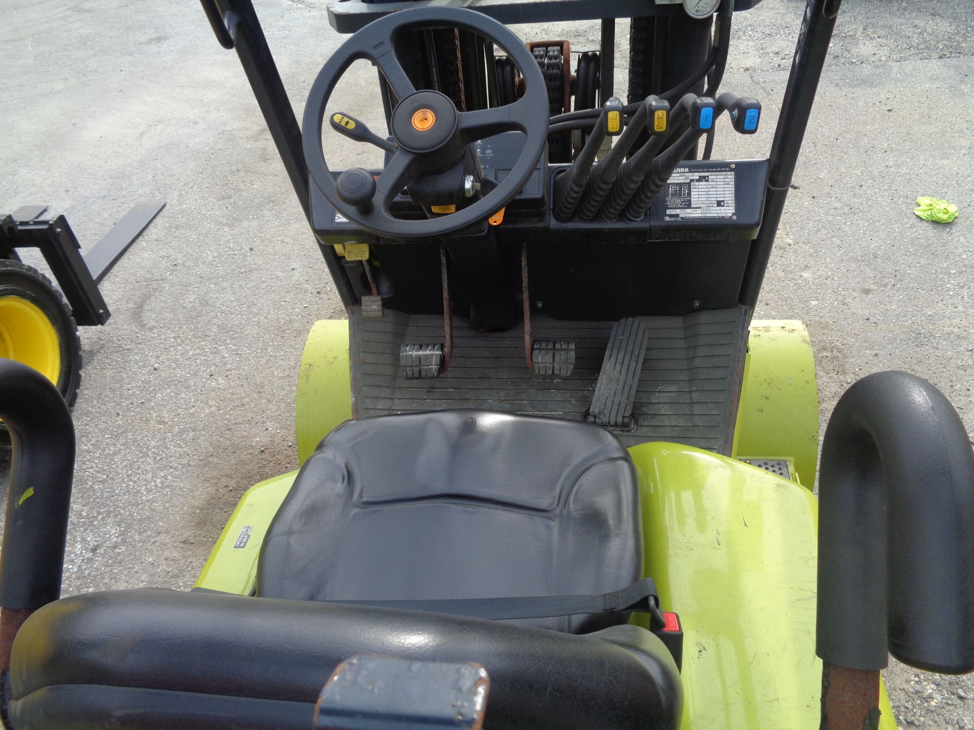 2014 Clark CGC50L 10,000lb Forklift - Image 14 of 15