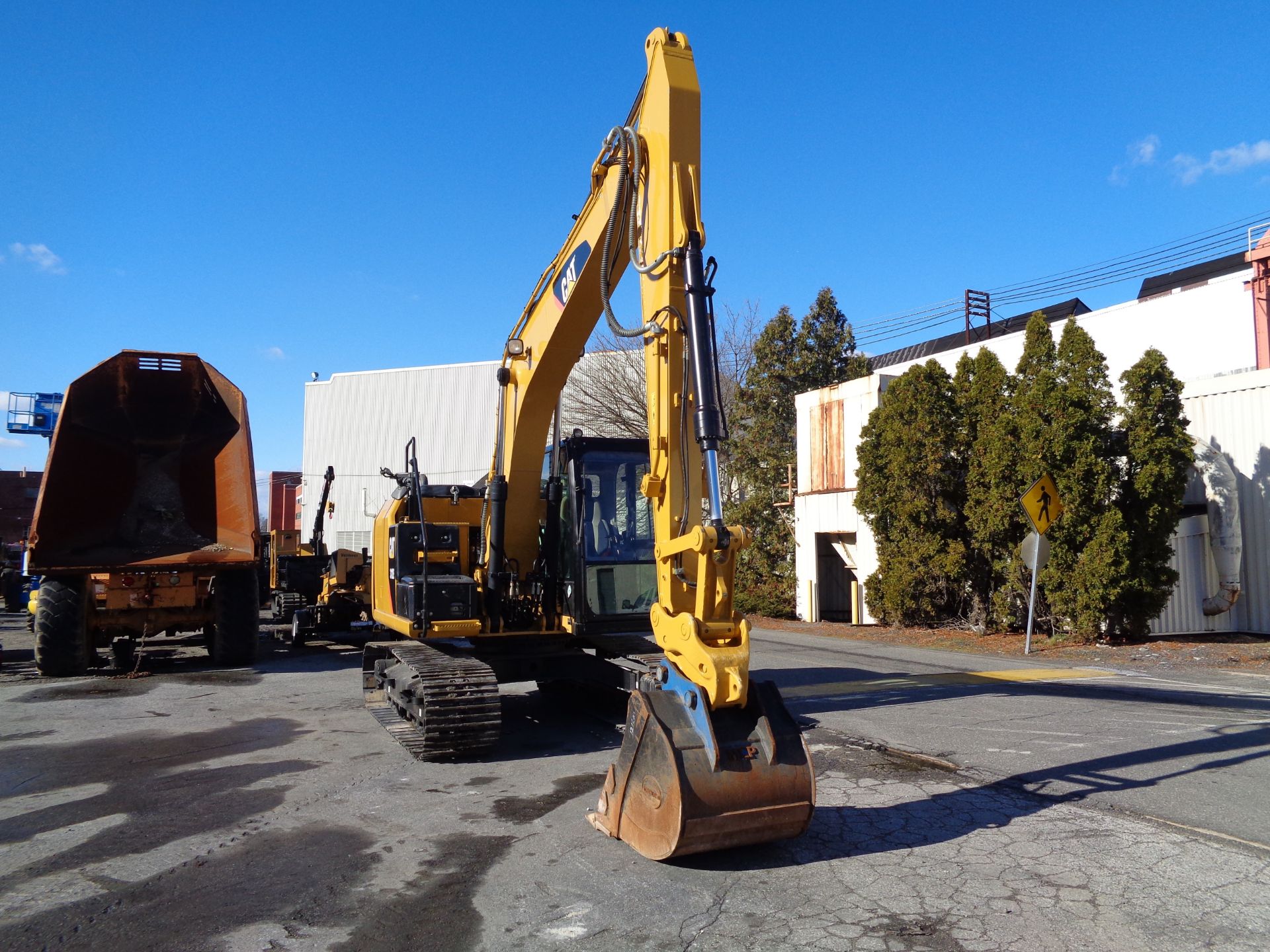 2015 Caterpillar 312E Hydraulic Excavator - Image 5 of 15