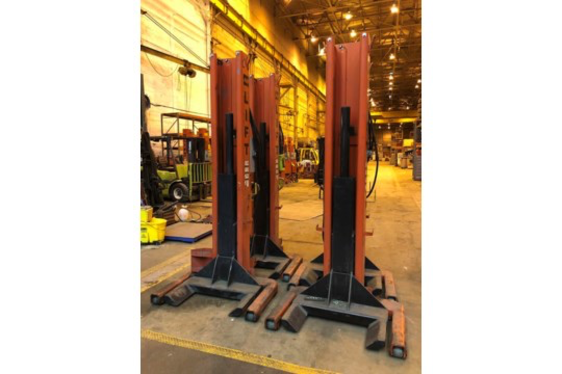 Lot of 4 ALM Portable Truck Jacks 18,000 lbs cap - Image 5 of 8