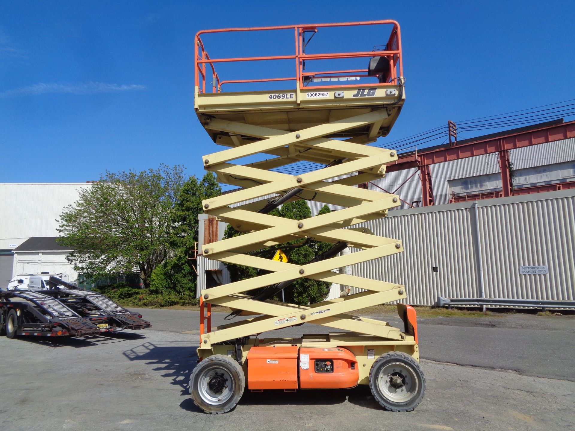 2012 JLG 4069LE 40 ft Electric Scissor Lift - Image 13 of 18