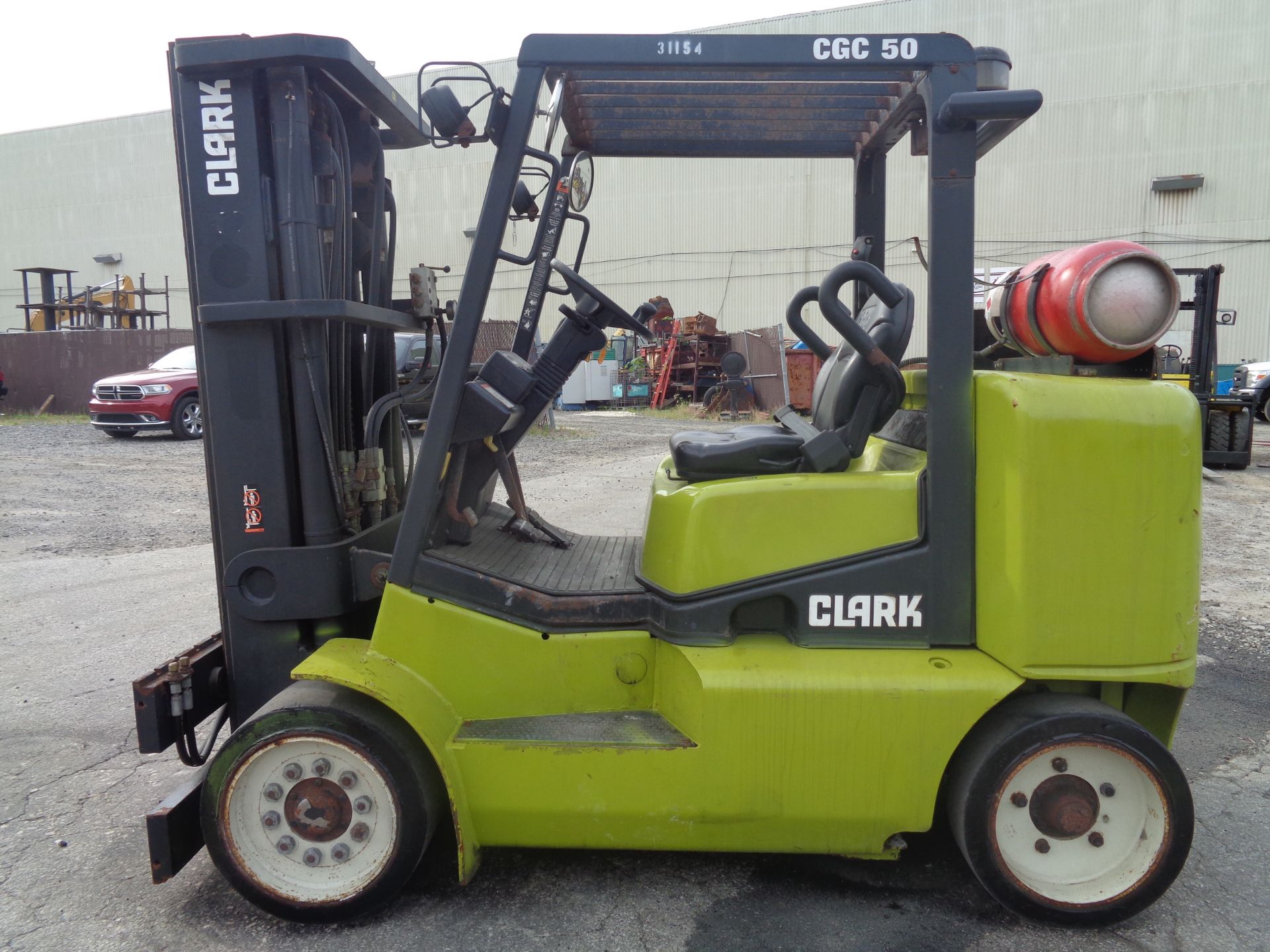 2014 Clark CGC50L 10,000lb Forklift - Image 8 of 15
