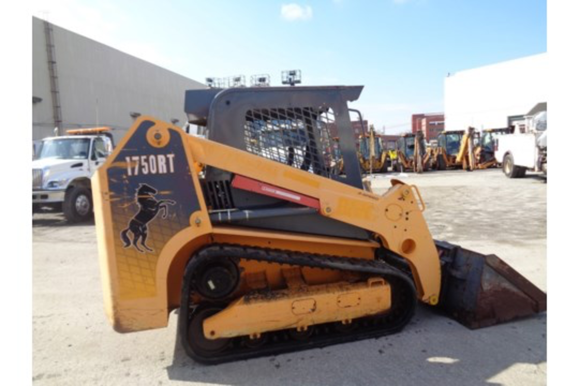 2012 Mustang 1750RT Skid Steer - Image 6 of 8