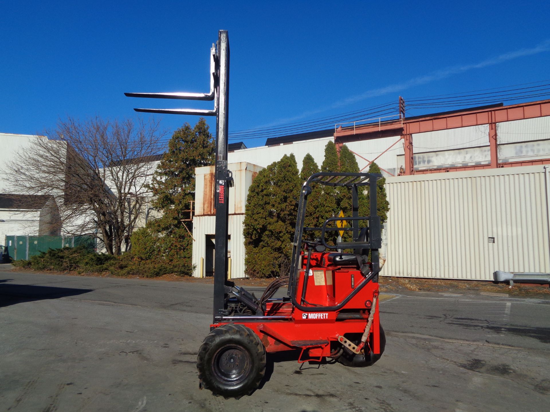 Moffett M5000 5,000lb Forklift - Image 12 of 14