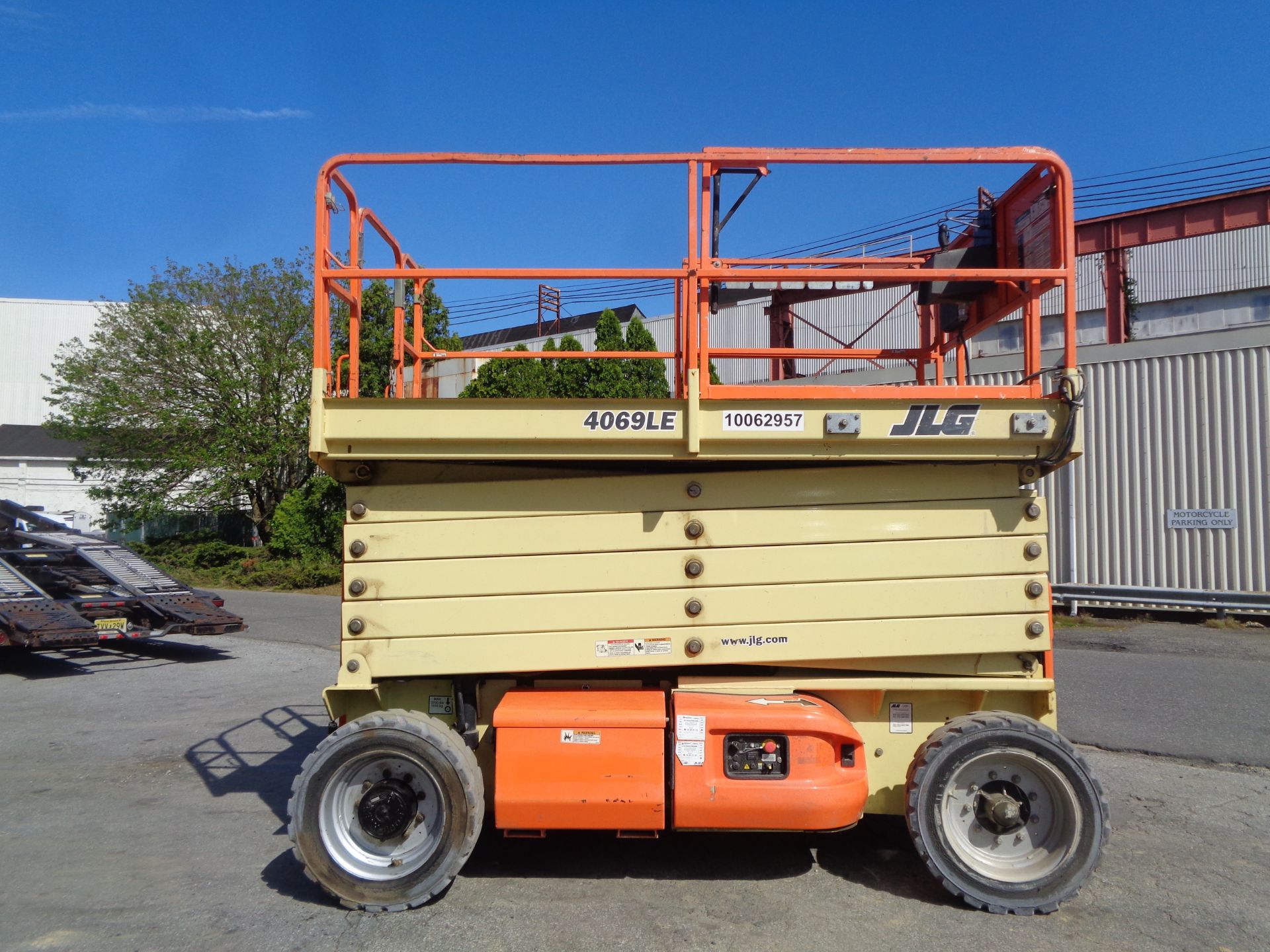 2012 JLG 4069LE 40 ft Electric Scissor Lift - Image 5 of 18