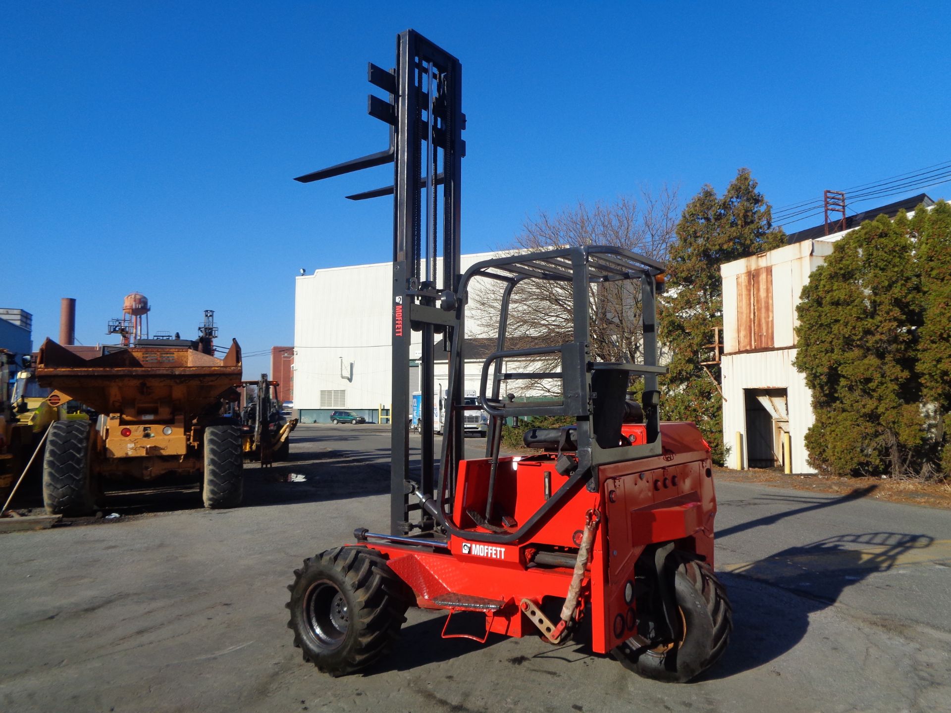 Moffett M5000 5,000lb Forklift - Image 13 of 14