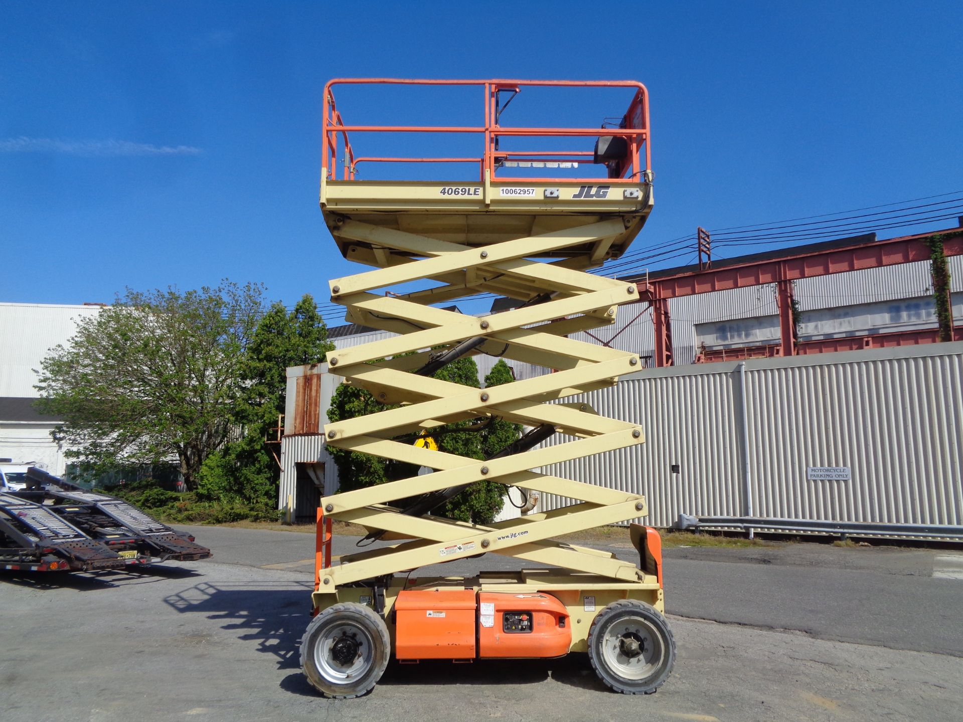 2012 JLG 4069LE 40 ft Electric Scissor Lift - Image 9 of 18