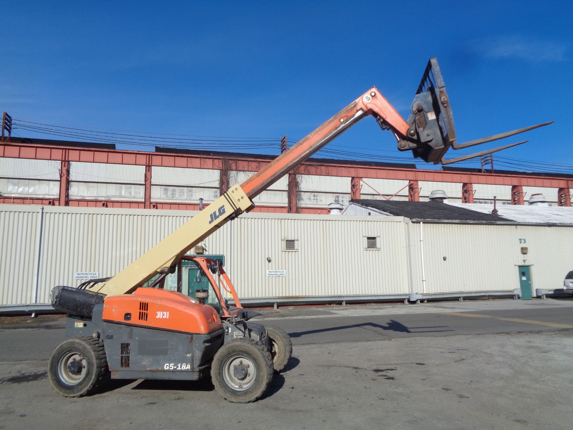 2009 JLG G5-18A 5,000lb Telescopic Forklift - Image 4 of 9