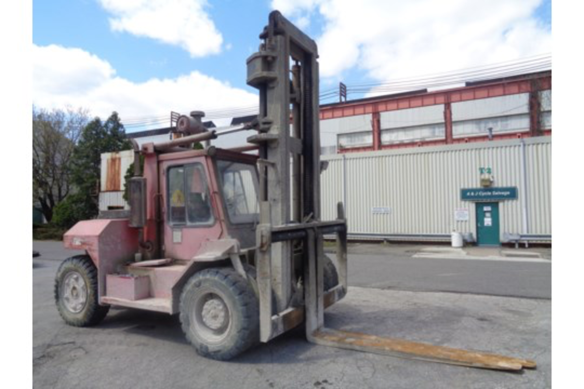 Taylor TE200S 20,000lb Forklift - Image 6 of 10