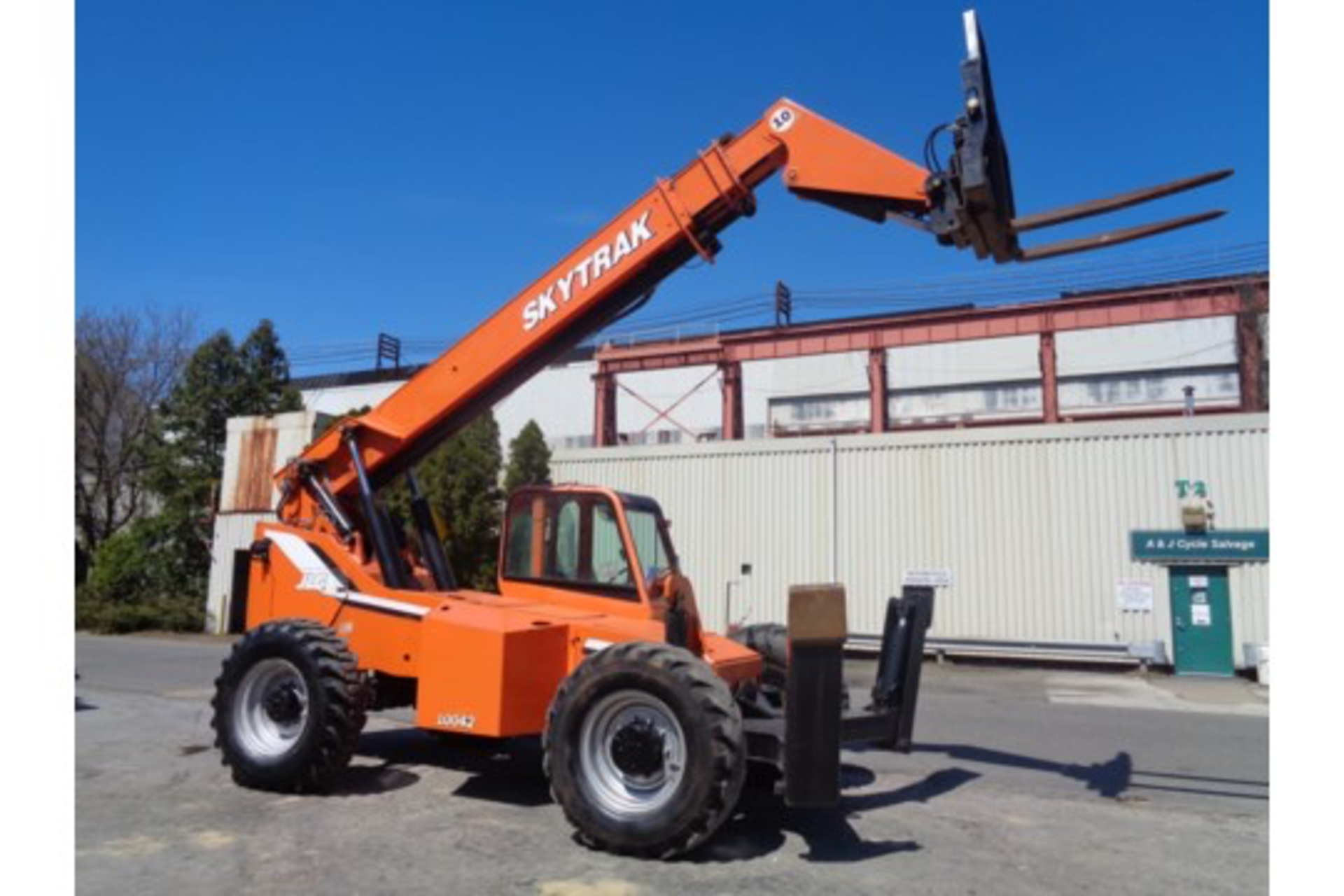 2008 JLG 10042 10,000lb Telescopic Forklift - Image 2 of 13