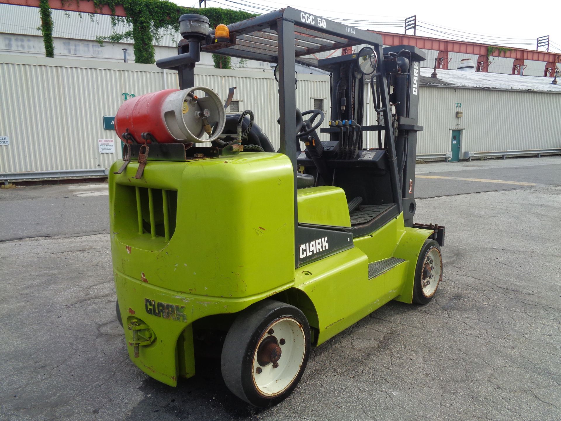 2014 Clark CGC50L 10,000lb Forklift - Image 2 of 15