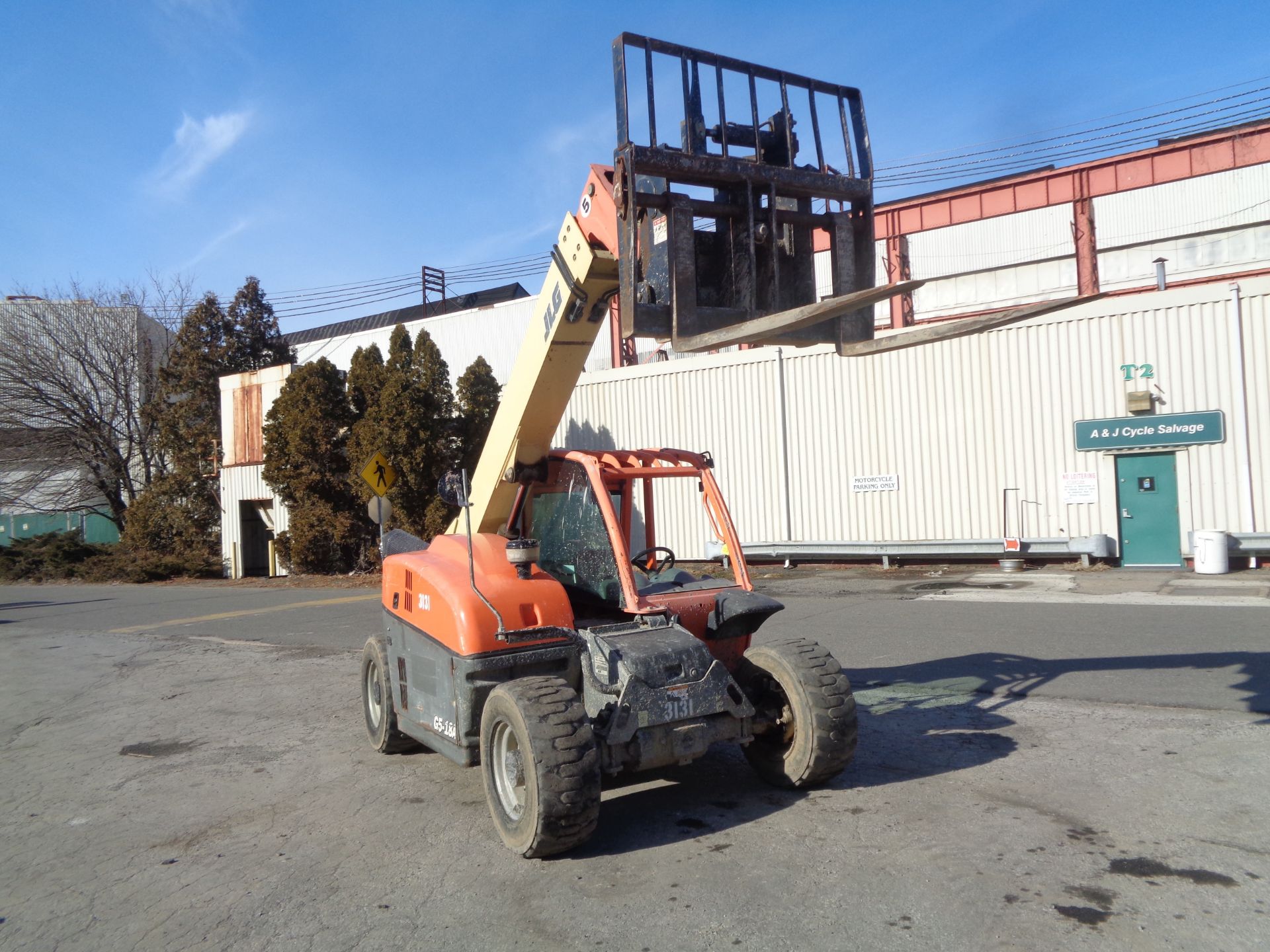 2009 JLG G5-18A 5,000lb Telescopic Forklift - Image 7 of 9