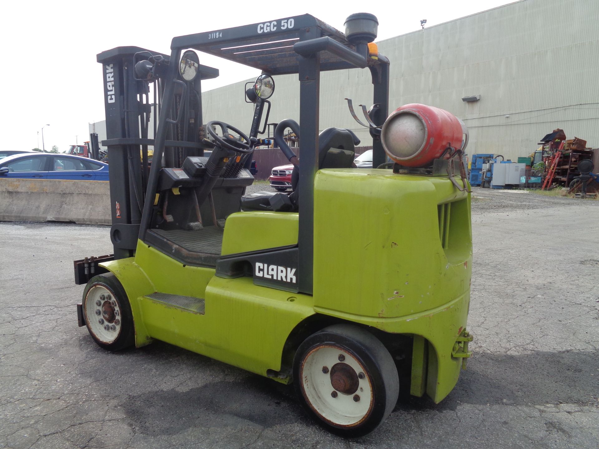 2014 Clark CGC50L 10,000lb Forklift - Image 9 of 15