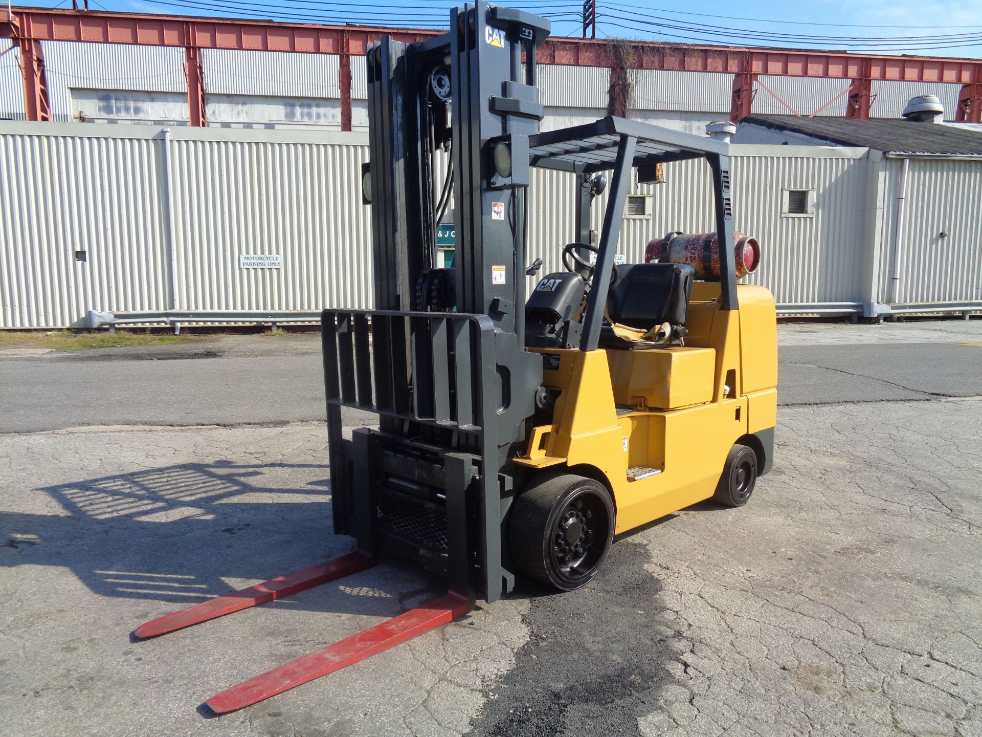 Caterpillar GC45KS 10,000lb Forklift - Image 2 of 15