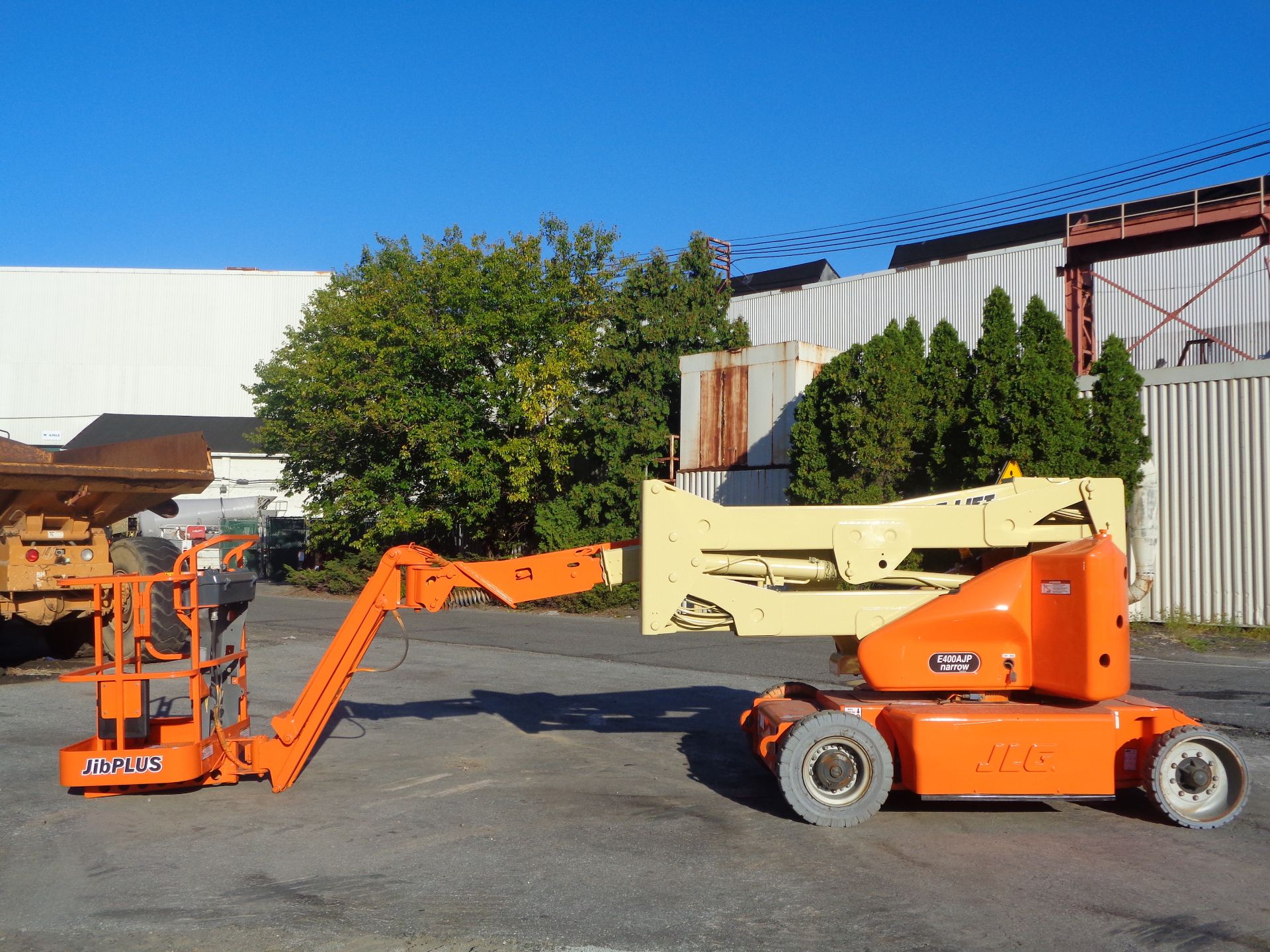 2011 JLG E400AJPN 40ft Electric Boom Lift