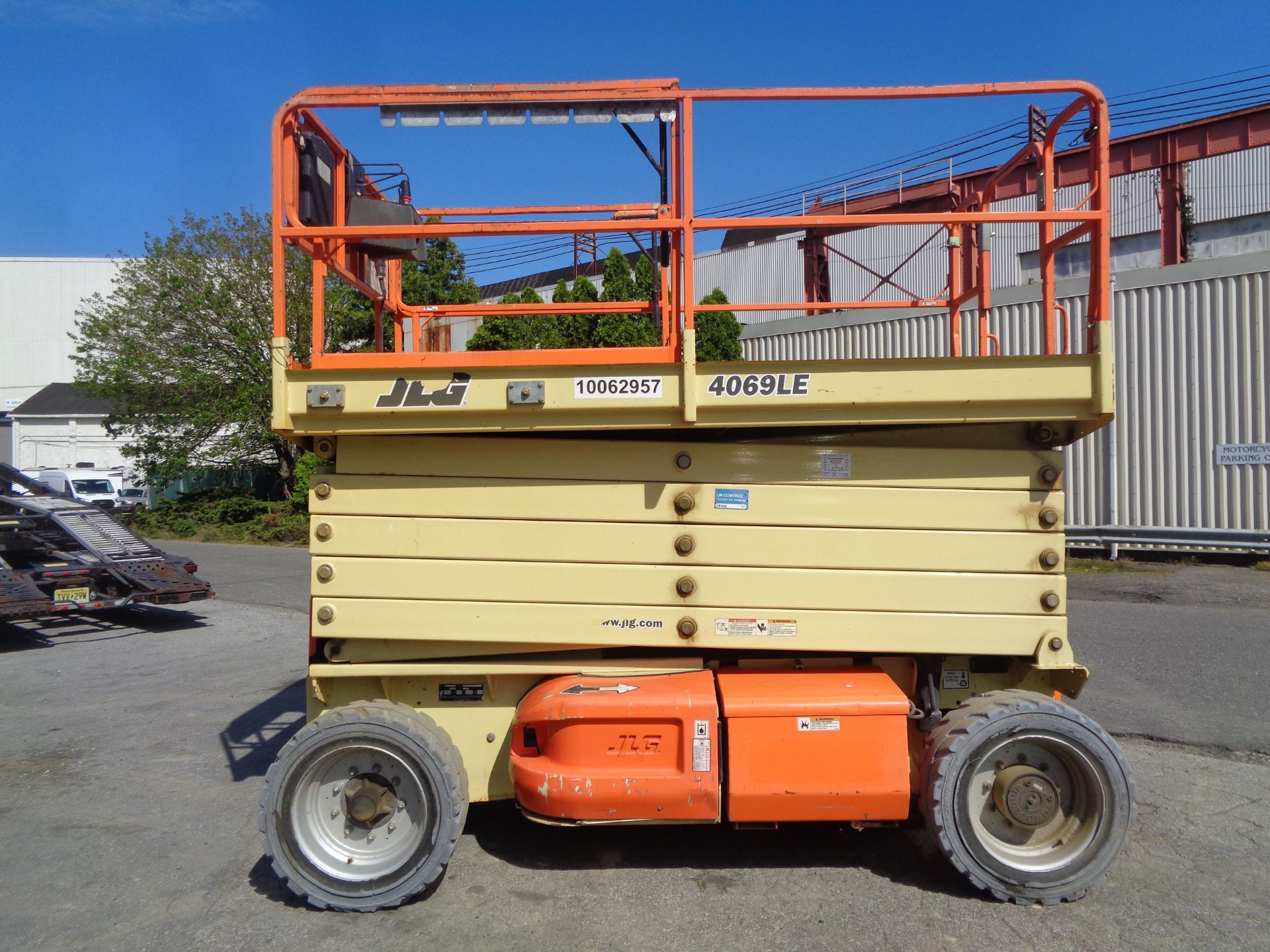 2012 JLG 4069LE 40 ft Electric Scissor Lift - Image 8 of 18