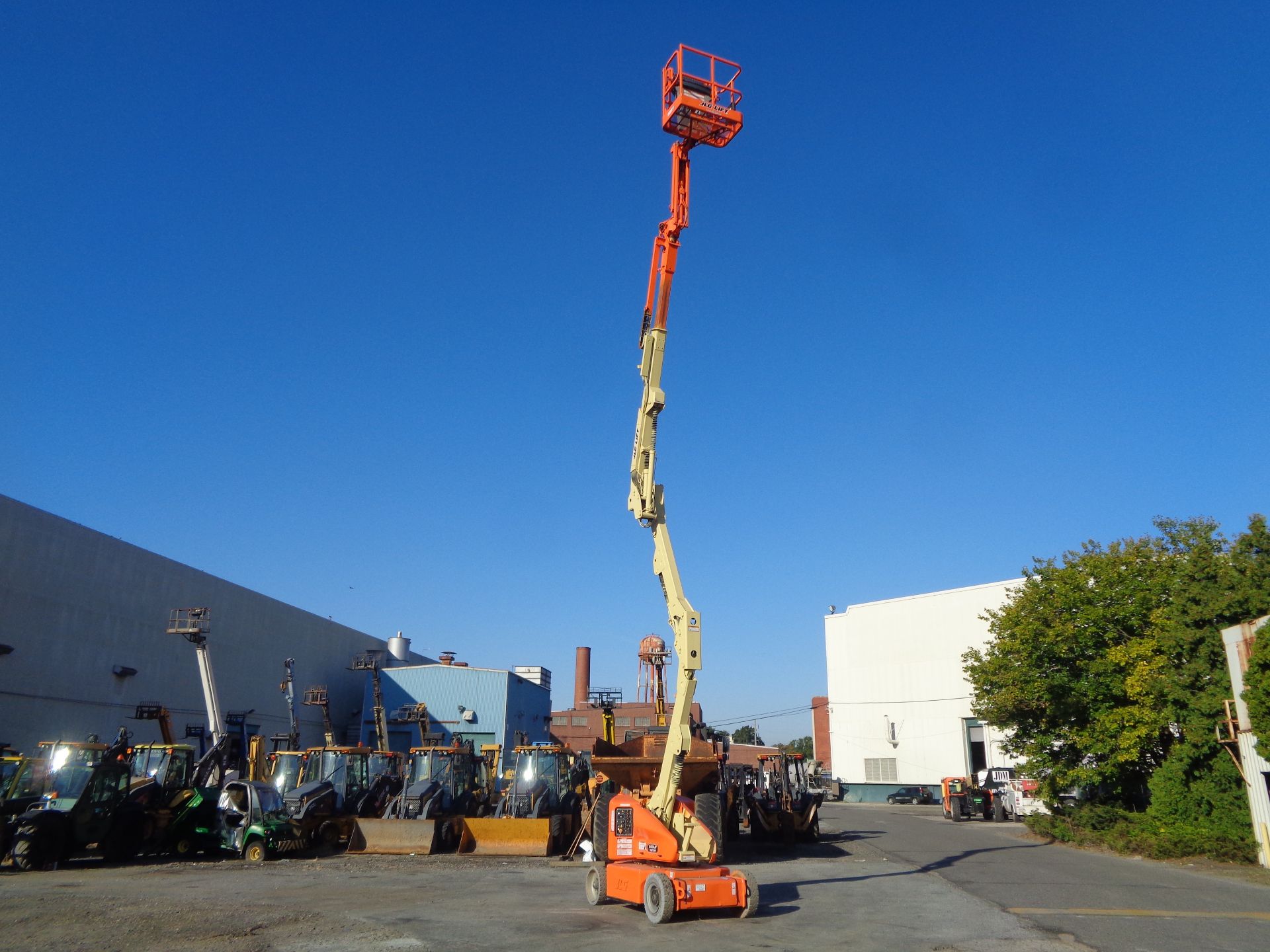 2011 JLG E400AJPN 40ft Electric Boom Lift - Image 23 of 23