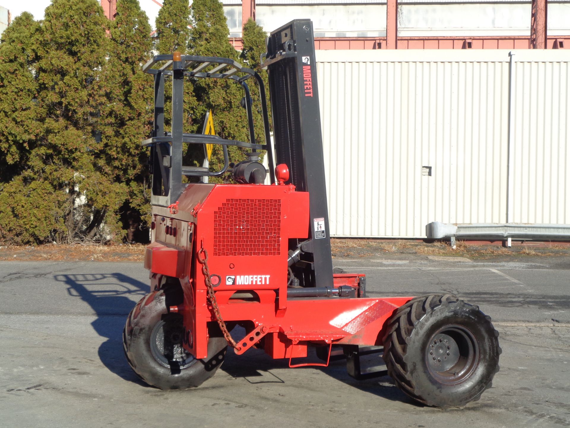 Moffett M5000 5,000lb Forklift - Image 2 of 14