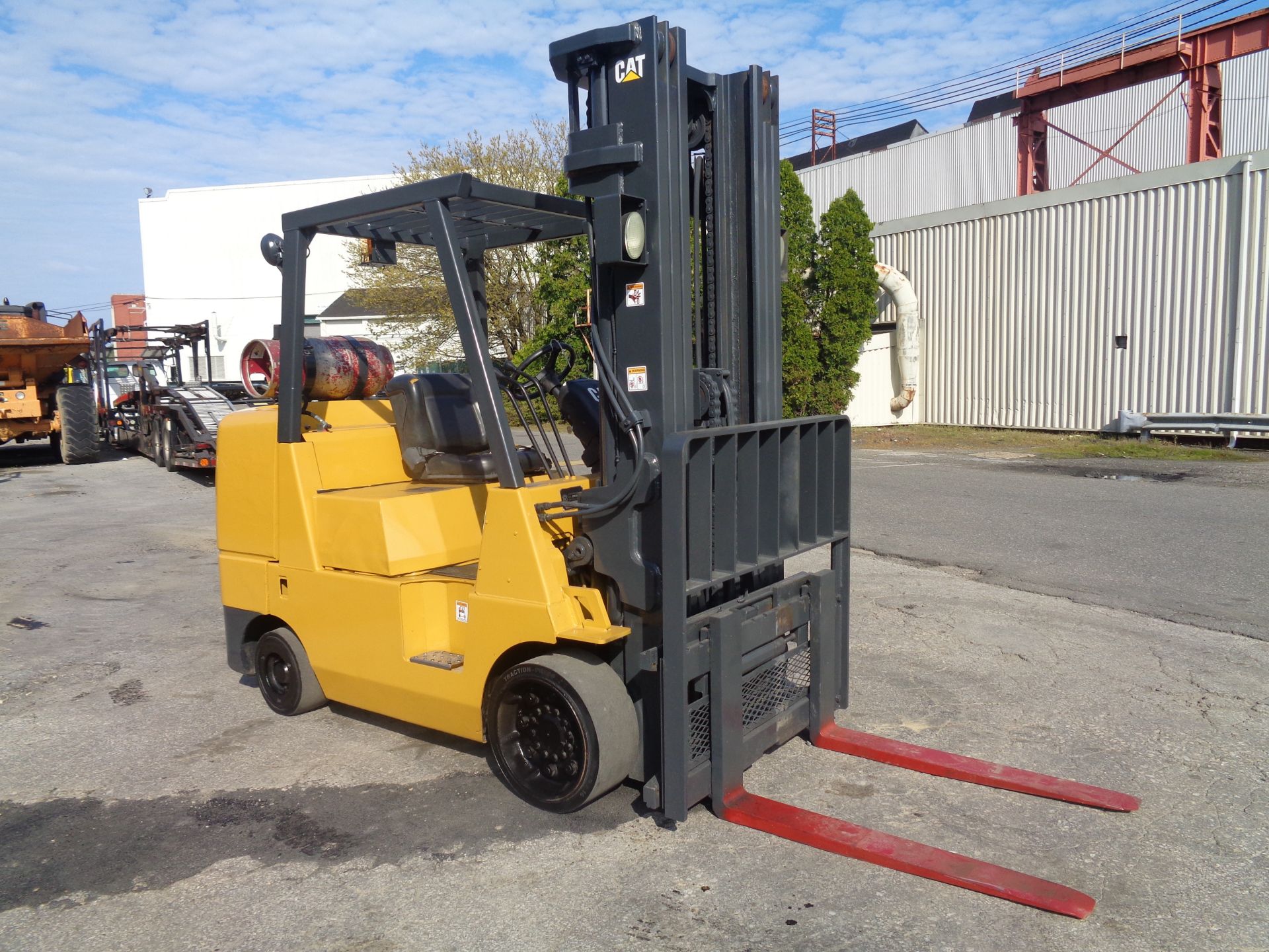 Caterpillar GC45KS 10,000lb Forklift - Image 10 of 15