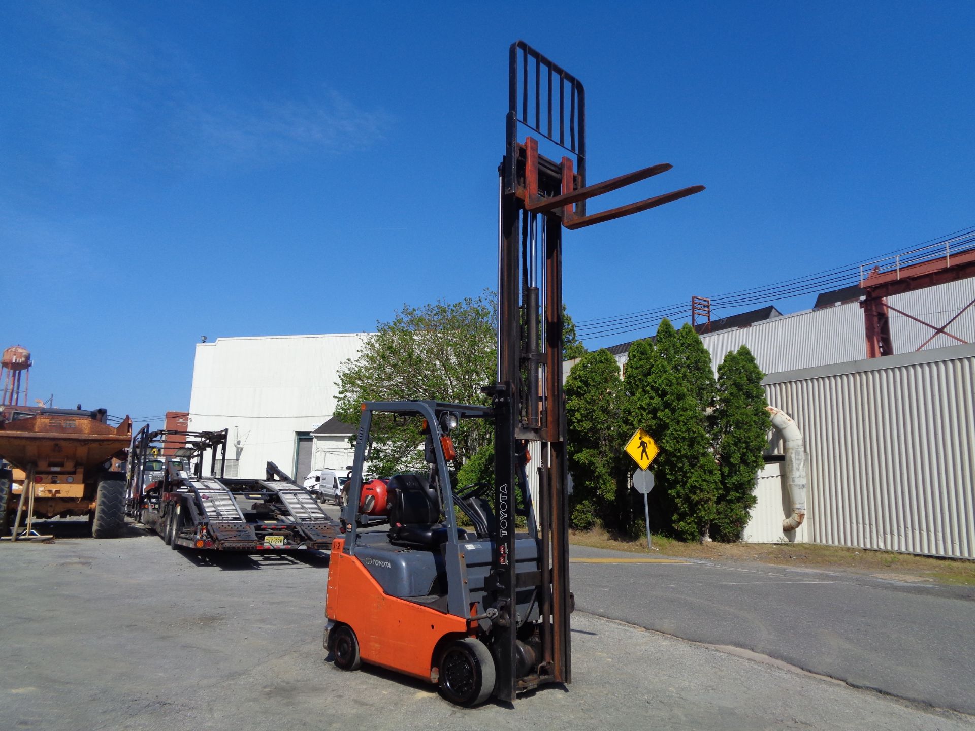 2014 Toyota 8FGCU15 3,000lb Forklift - Image 13 of 16