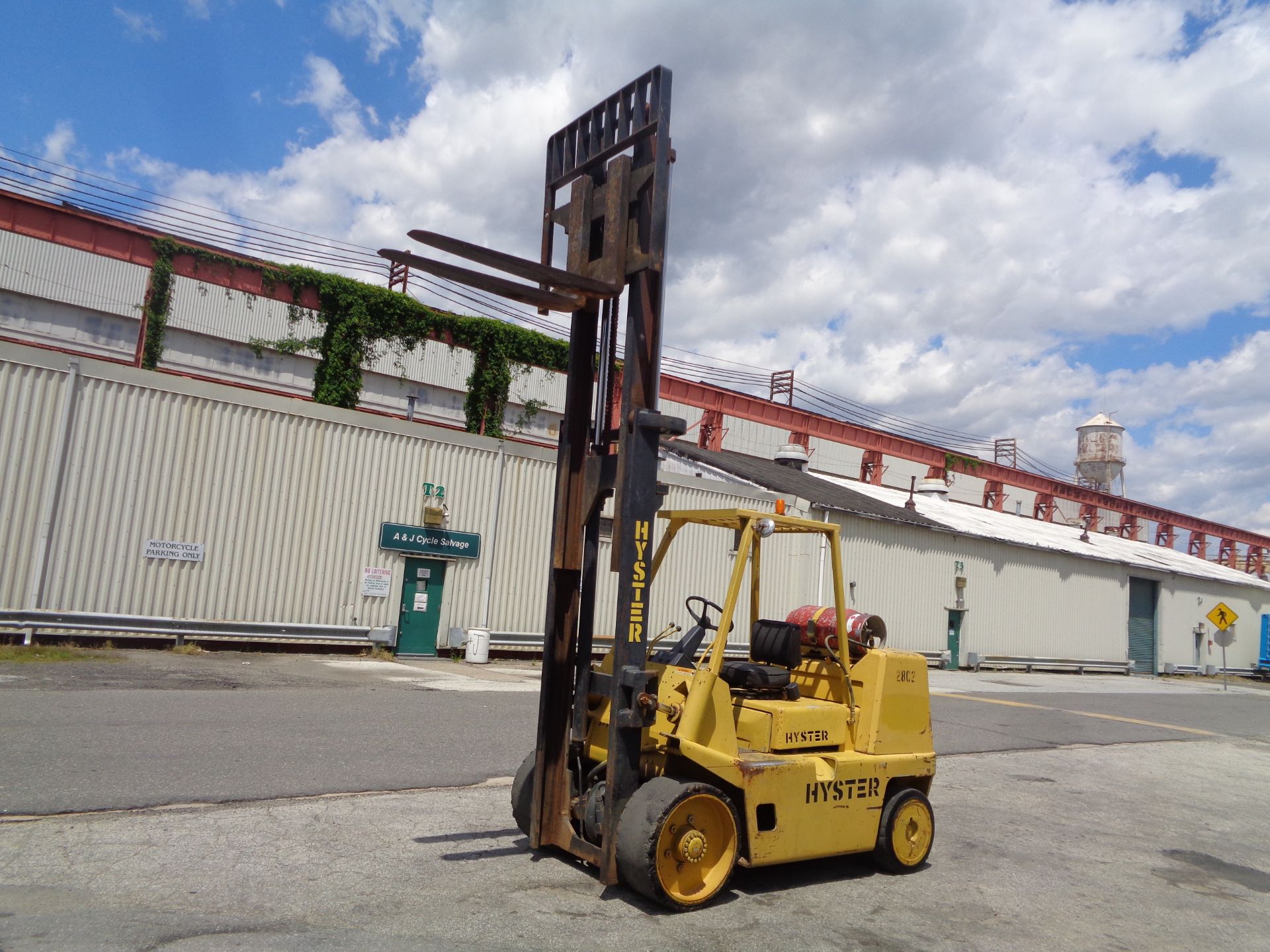 Hyster S155XL 15,500lb Forklift - Image 9 of 19