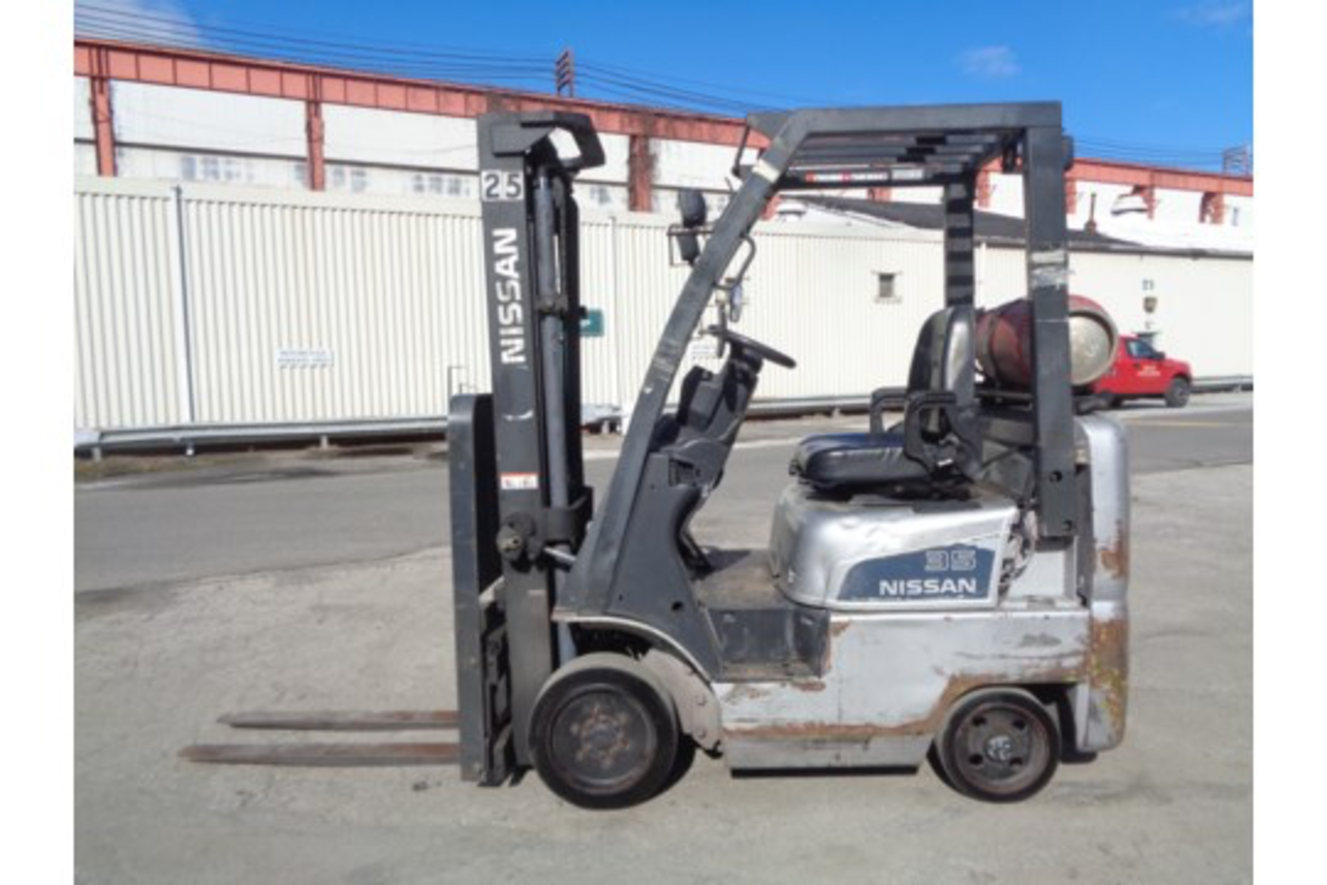 Nissan MCPL01A18LV 3500lb Forklift - Image 8 of 16