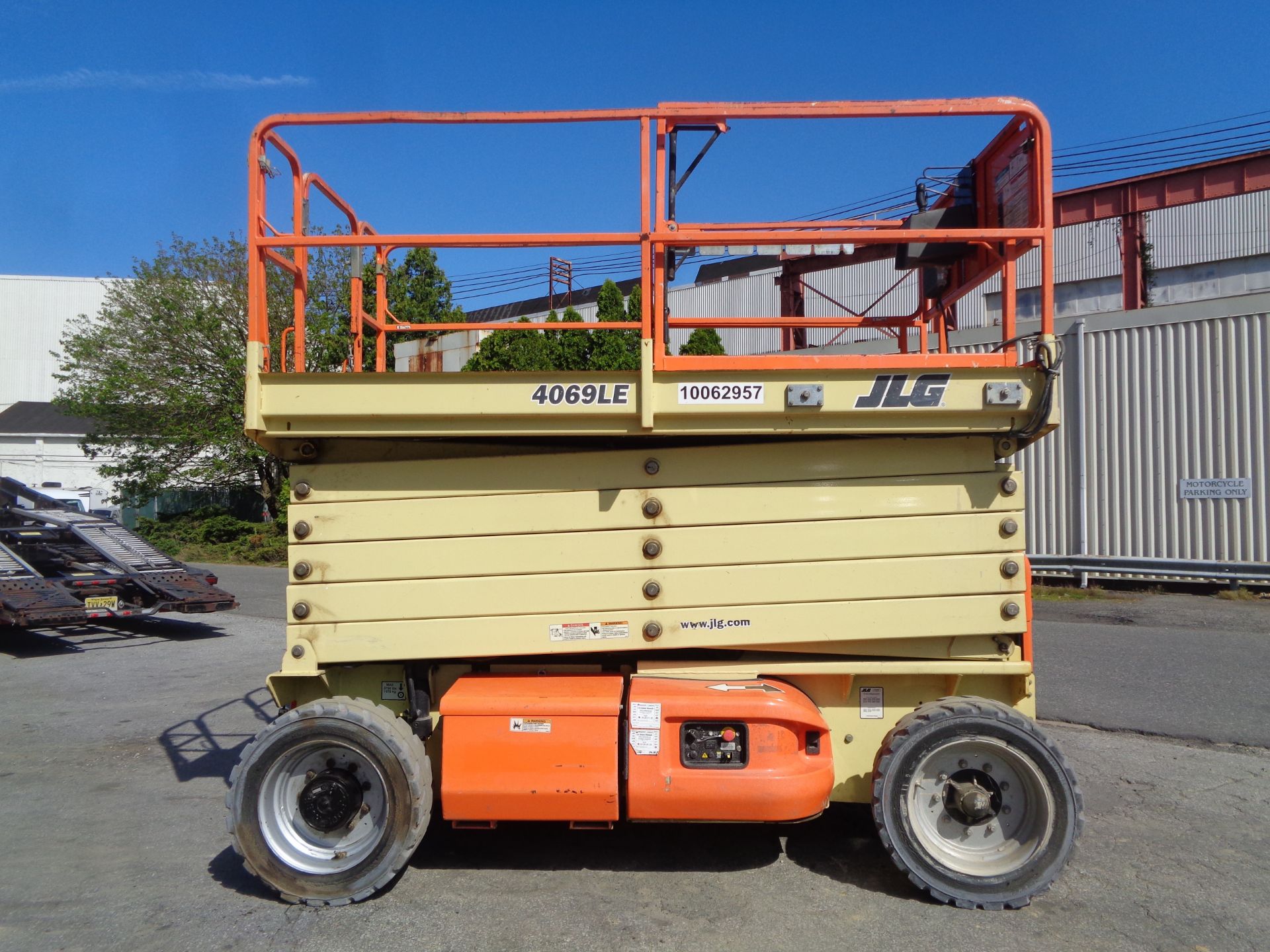 2012 JLG 4069LE 40 ft Electric Scissor Lift