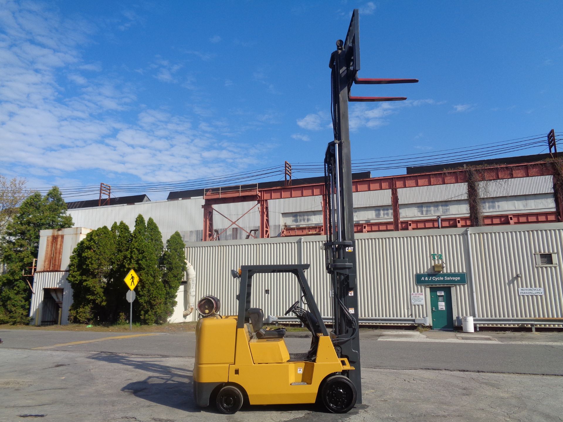 Caterpillar GC45KS 10,000lb Forklift - Image 12 of 15