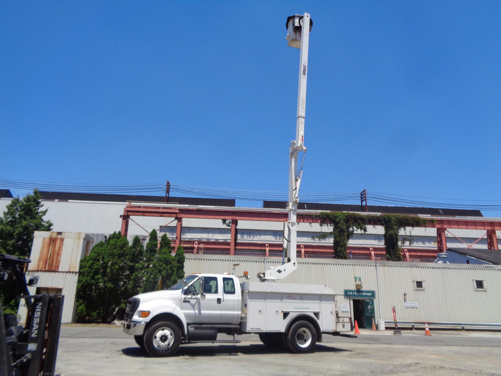 2007 Ford F750 Bucket Truck 48ft Height - Image 20 of 21