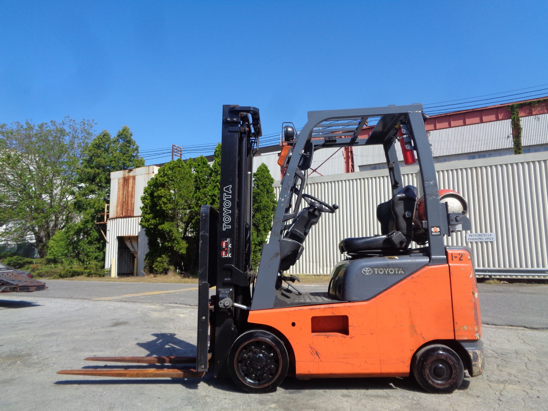 2014 Toyota 8FGCU15 3,000lb Forklift