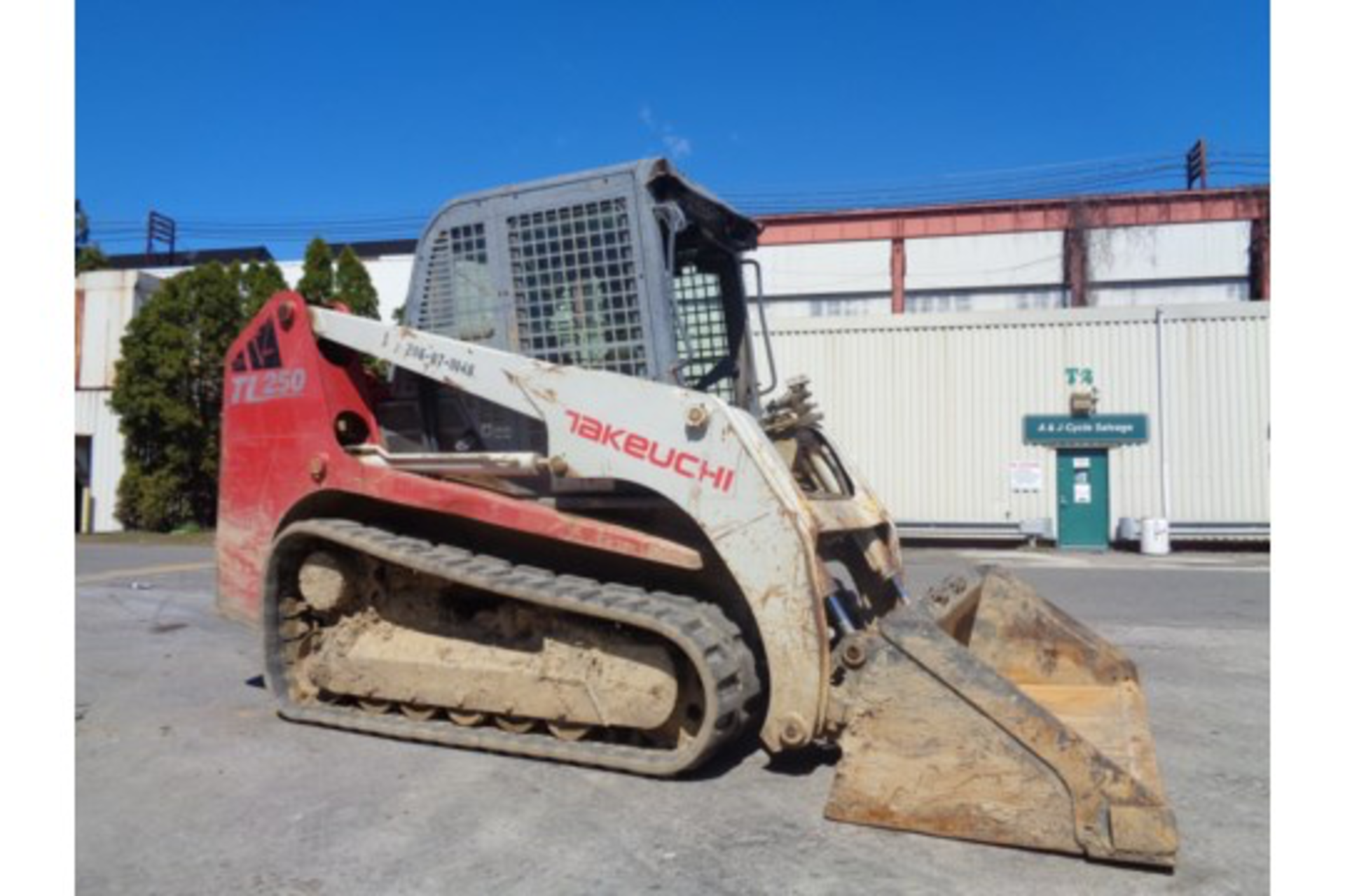 2012 Takeuchi TL250 Skid Steer - Image 2 of 15