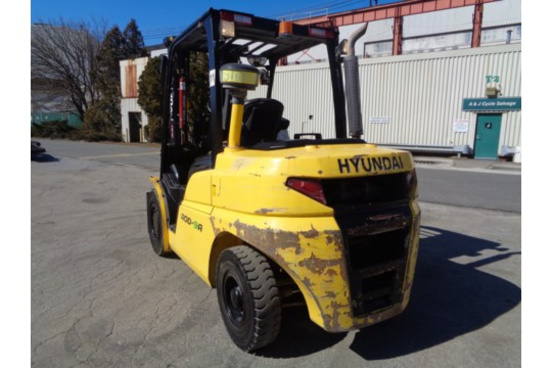 2015 Hyundai 40D-9A 9,000lb Forklift - Image 10 of 17