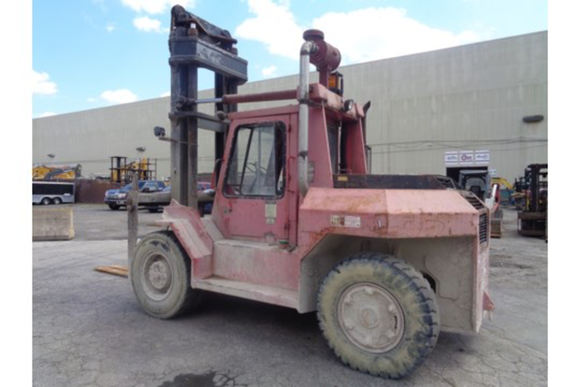 Taylor TE200S 20,000lb Forklift - Image 5 of 10