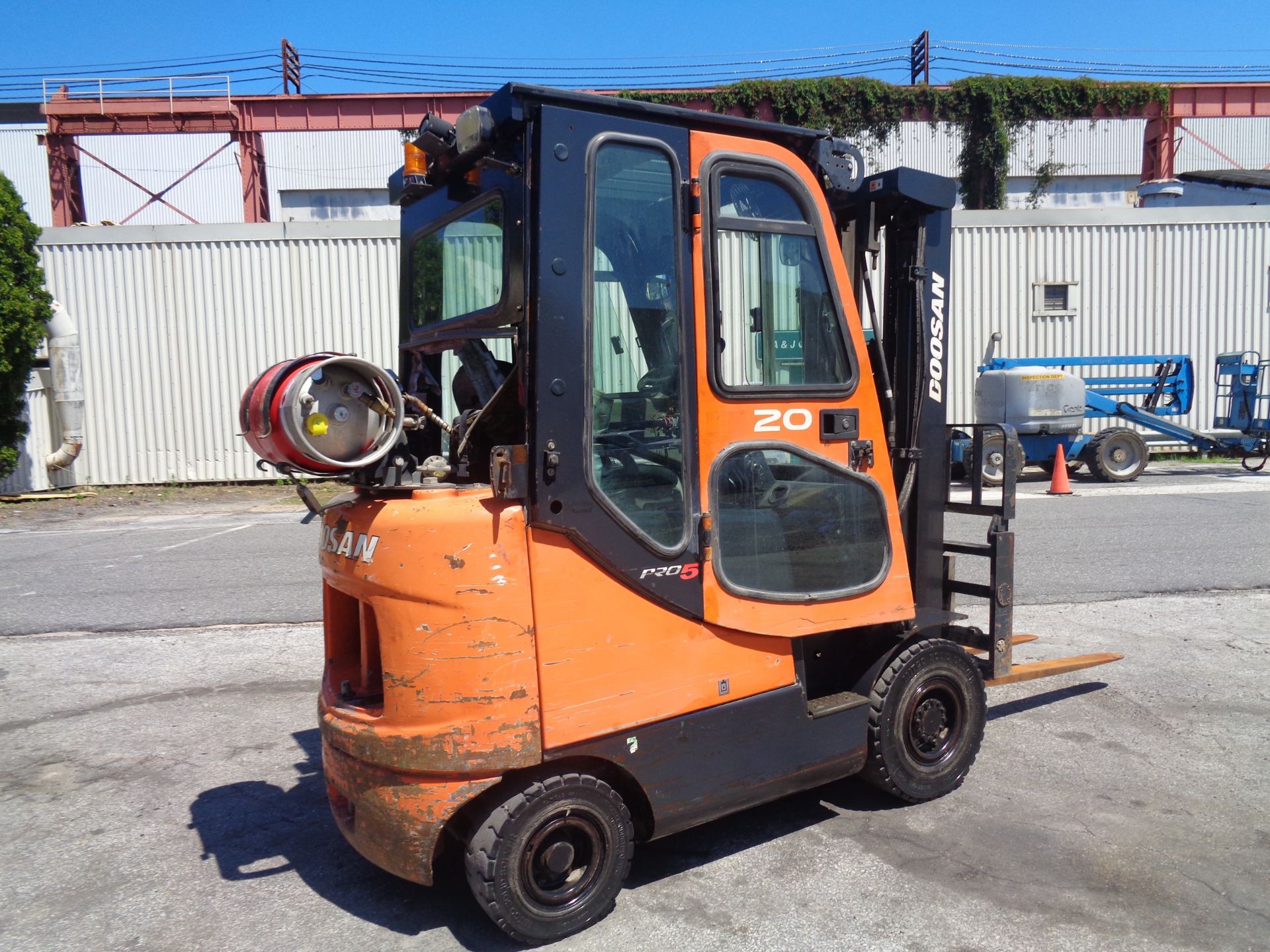 Doosan G20SC-5 4,000lb Forklift - Image 4 of 11