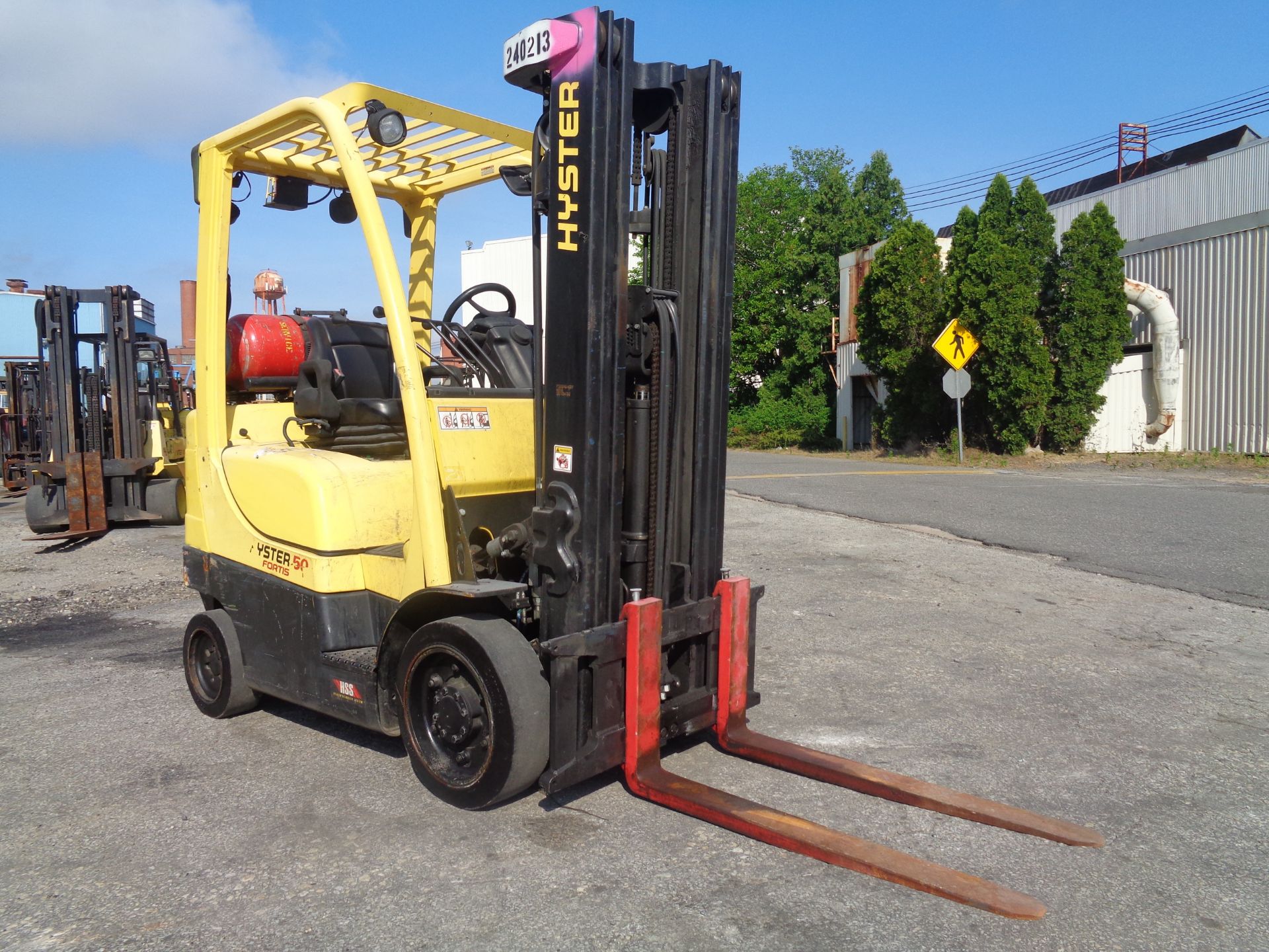 2015 Hyster S50FT 5,000 lb Forklift - Image 9 of 17