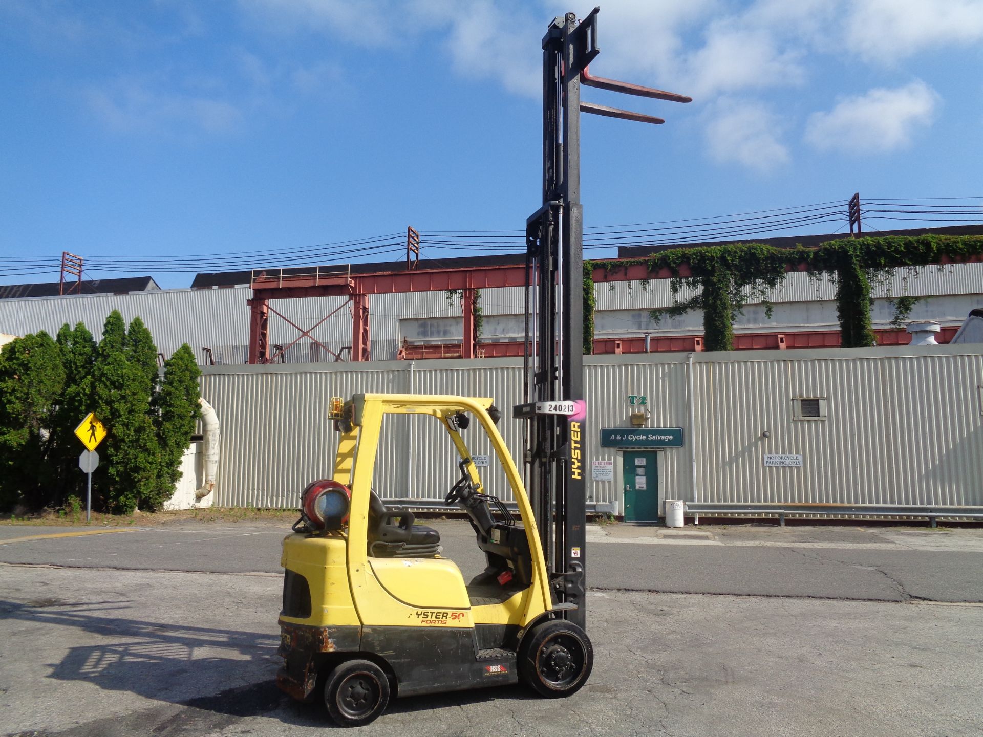 2015 Hyster S50FT 5,000 lb Forklift - Image 11 of 17