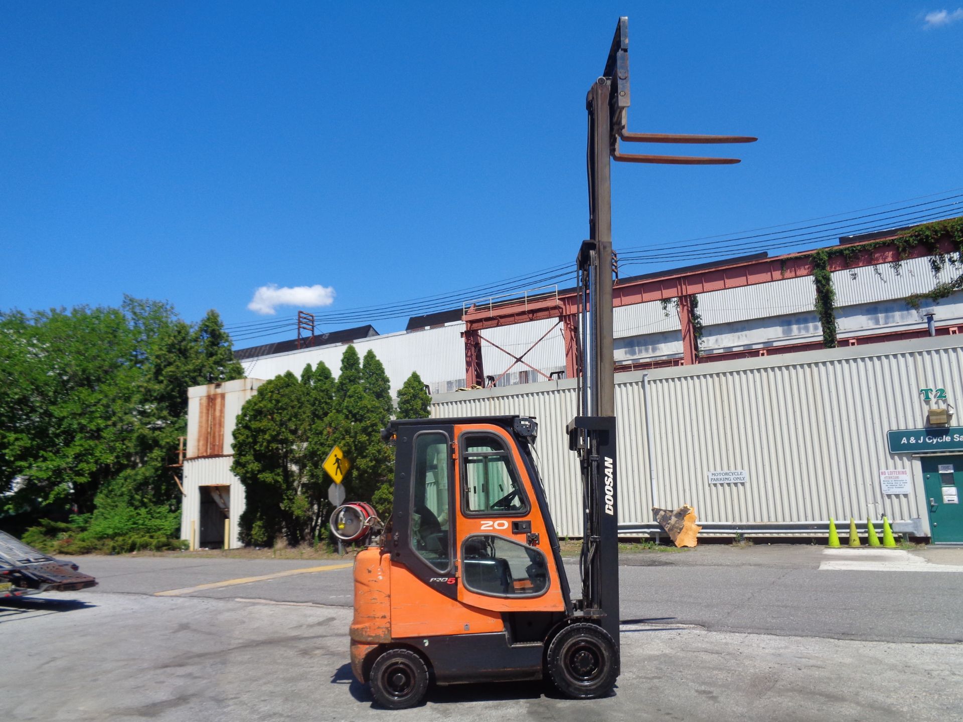 Doosan G20SC-5 4,000lb Forklift - Image 5 of 11