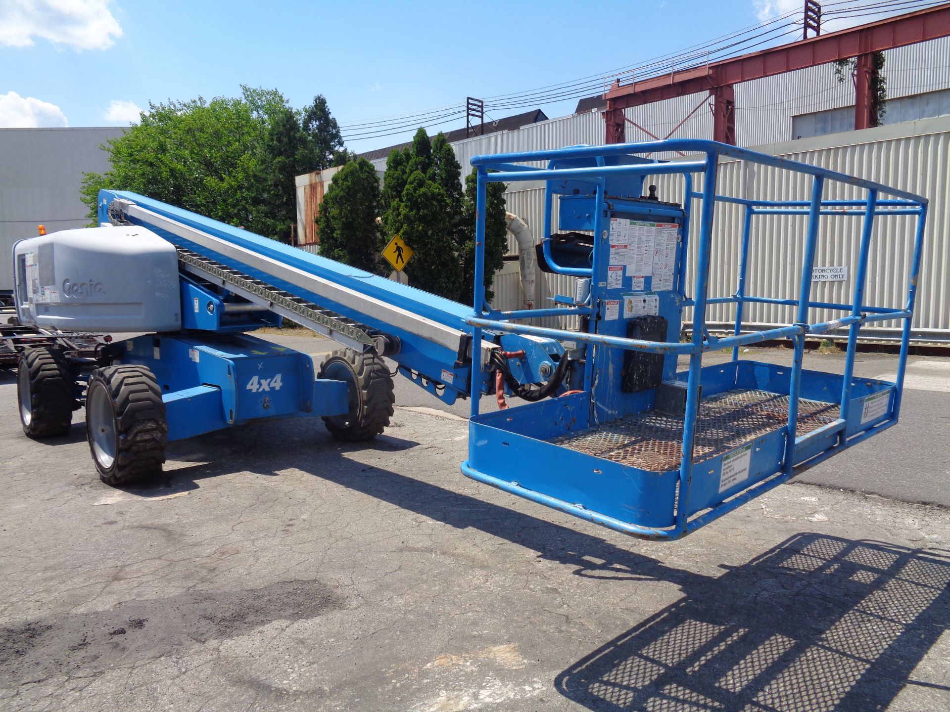 2012 Genie S60 60ft Boom Lift - Image 5 of 18