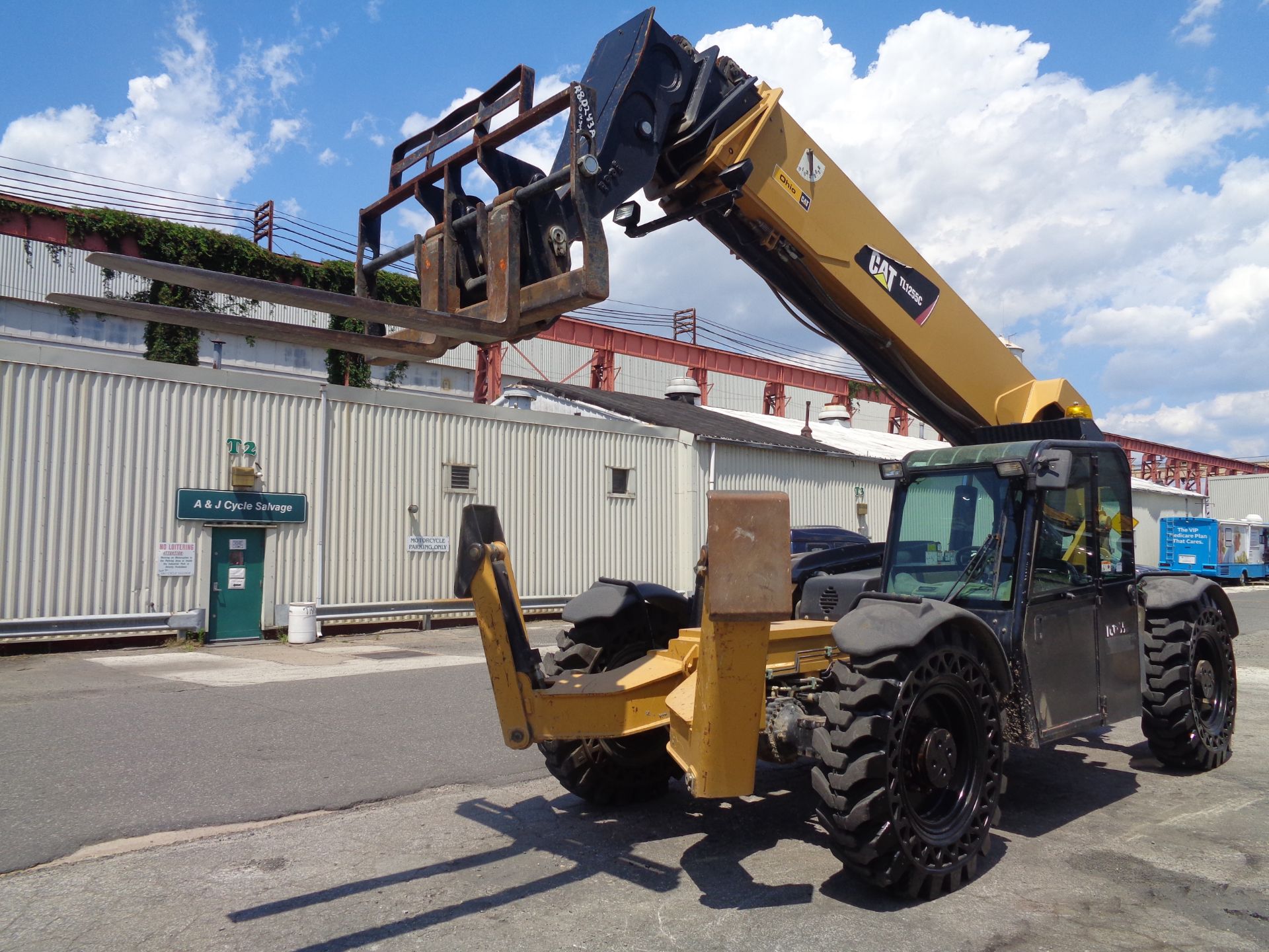 2012 Caterpillar TL1255C 12,000 lb Telescopic Forklift - Image 15 of 24