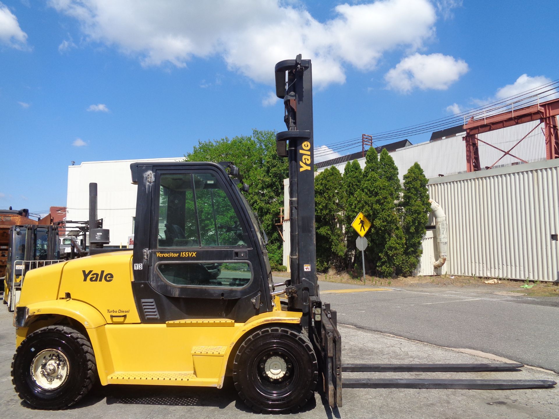 2016 Yale GDP155VXNTBV148 15,500 lb Forklift - Image 3 of 17