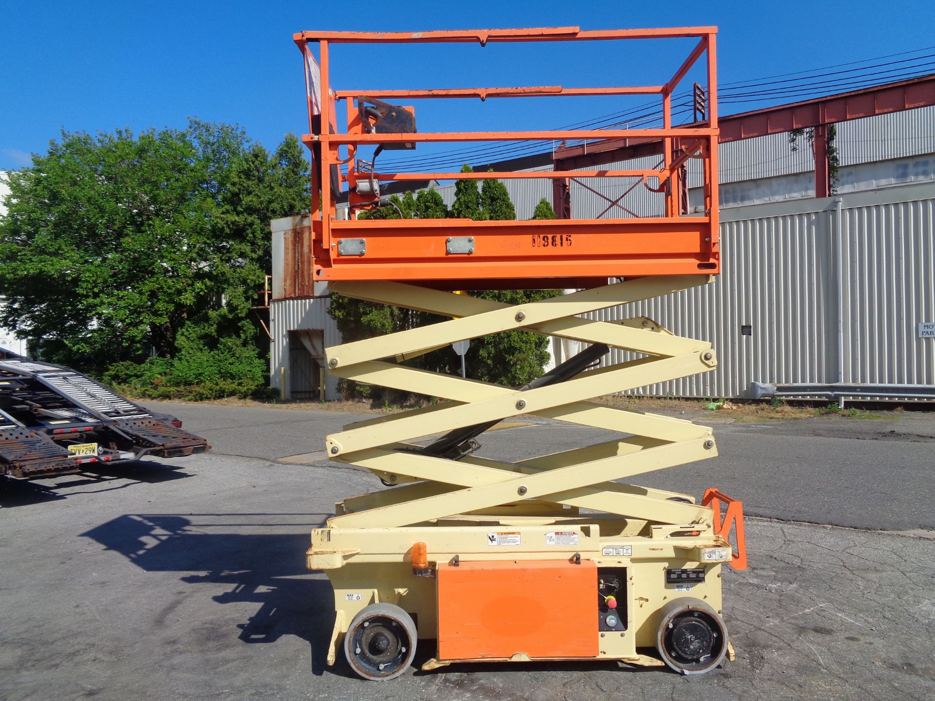 2015 JLG 1932RS 19ft Scissor Lift - Image 6 of 8