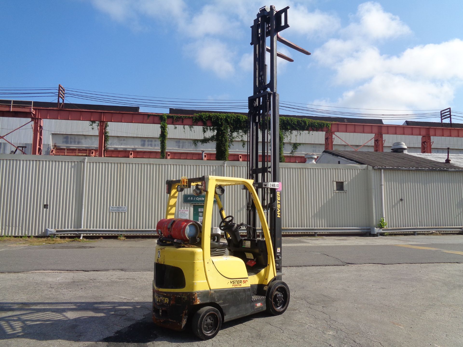 2015 Hyster S50FT 5,000 lb Forklift - Image 10 of 17