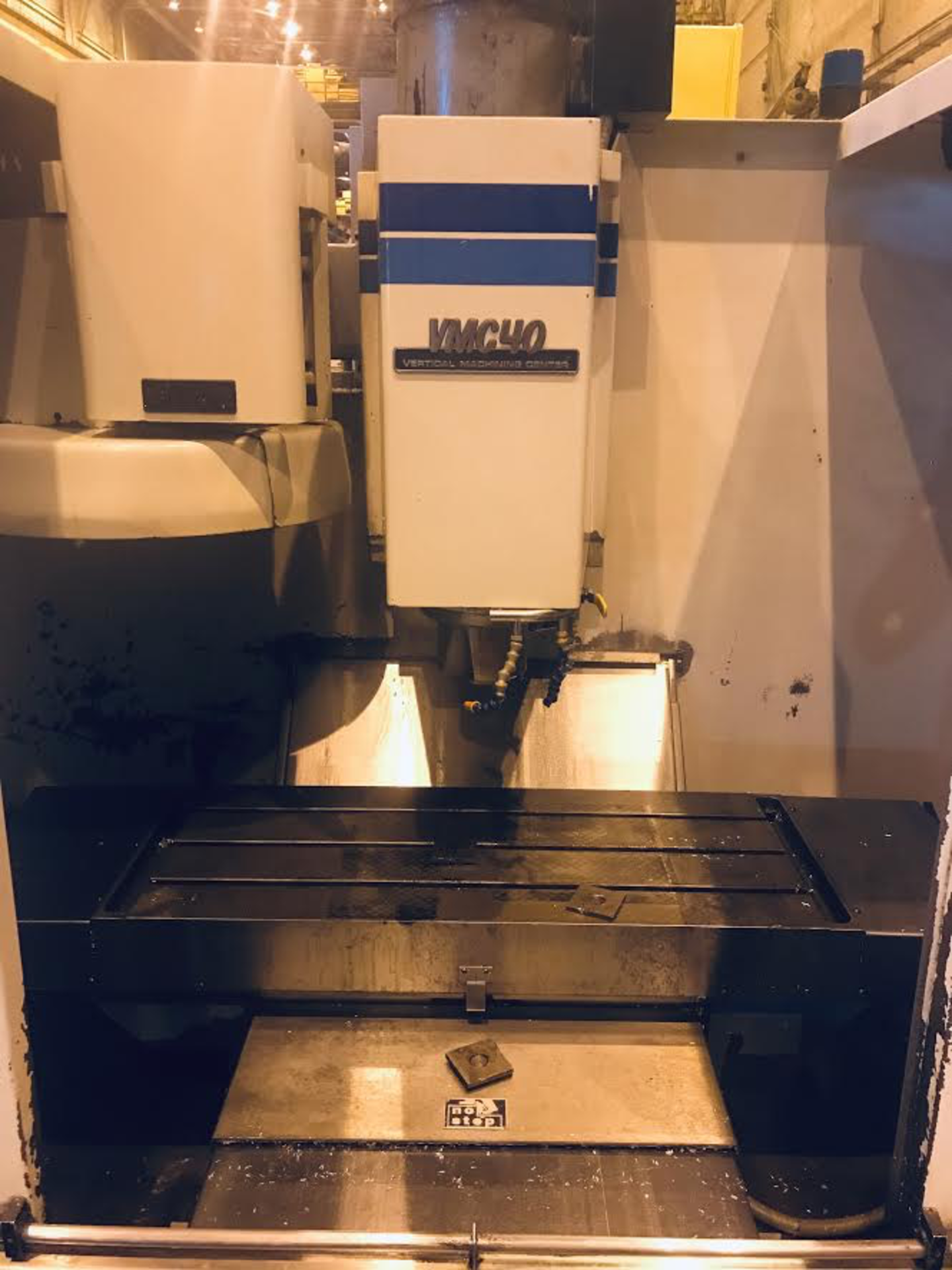 Fadal 904-L VMC 40 CNC Vertical Milling Machine - Image 3 of 5