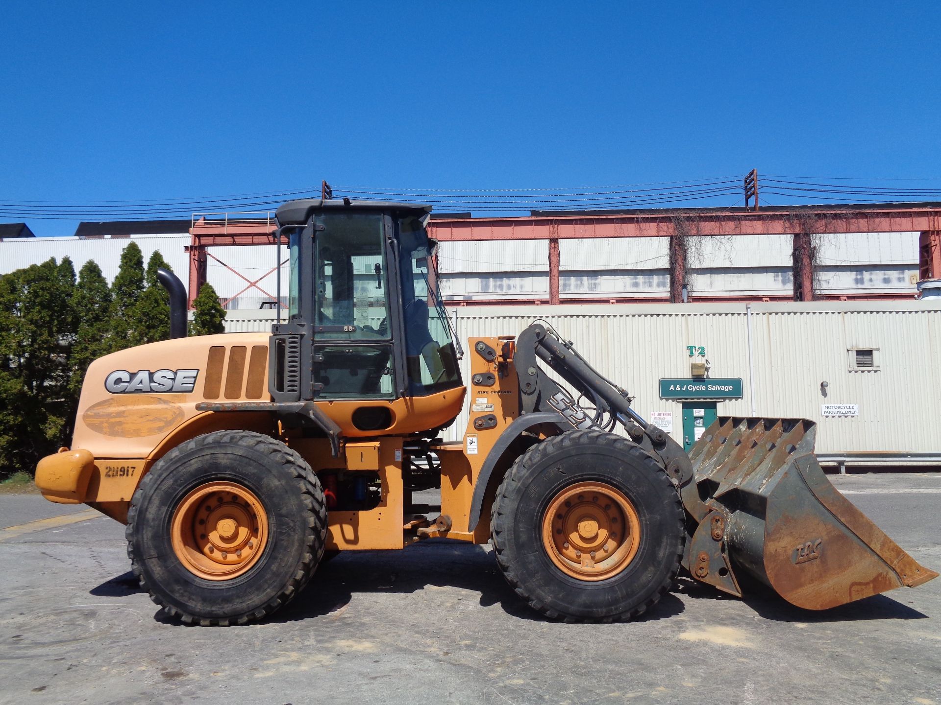 2013 Case 512E Wheel Loader - Image 5 of 11