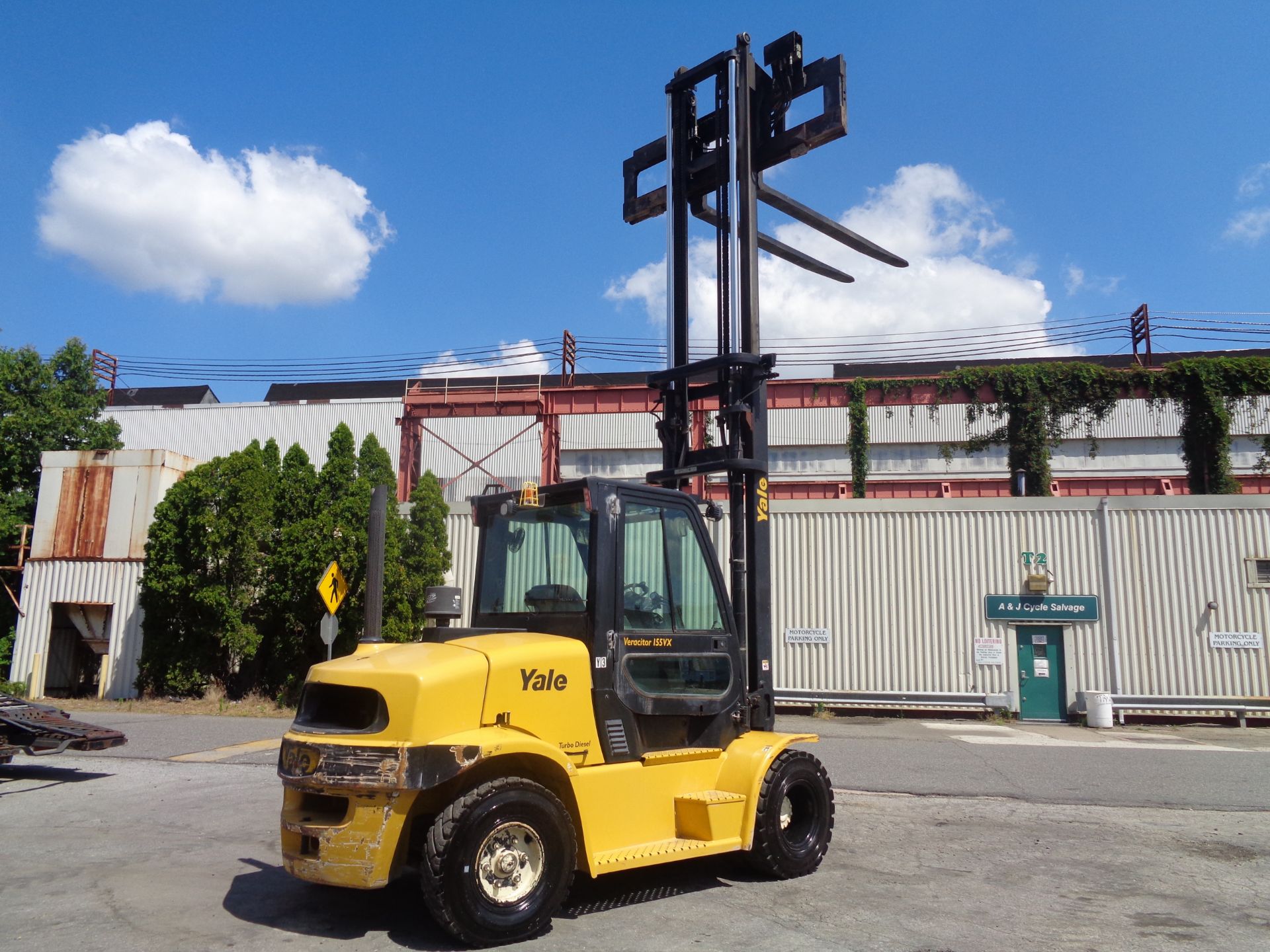 2016 Yale GDP155VXNTBV148 15,500 lb Forklift - Image 10 of 17