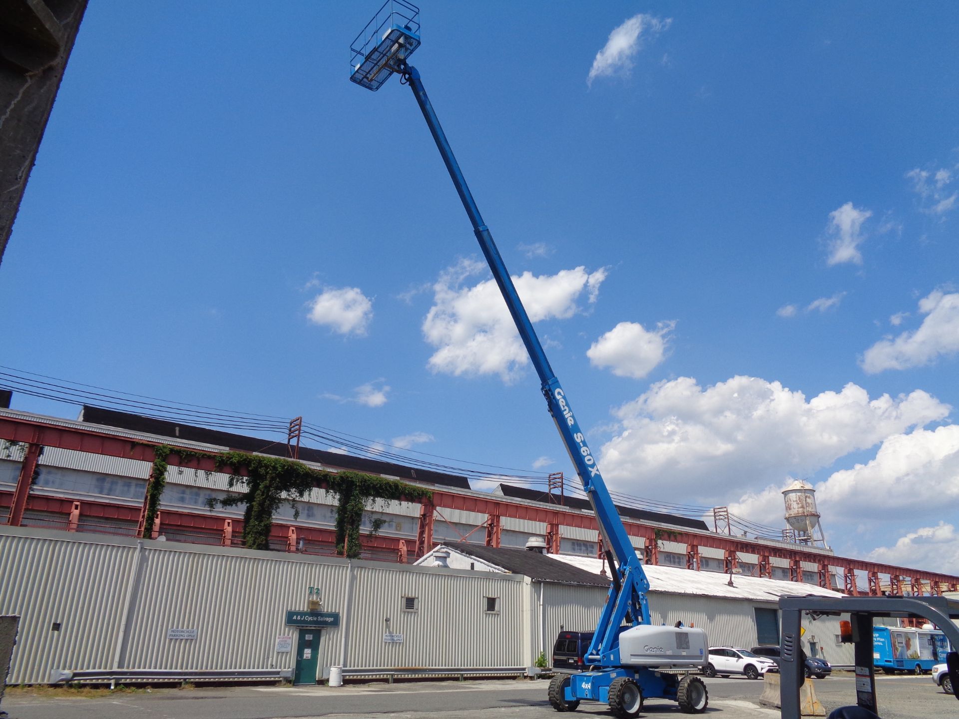 2012 Genie S60 60ft Boom Lift - Image 15 of 18