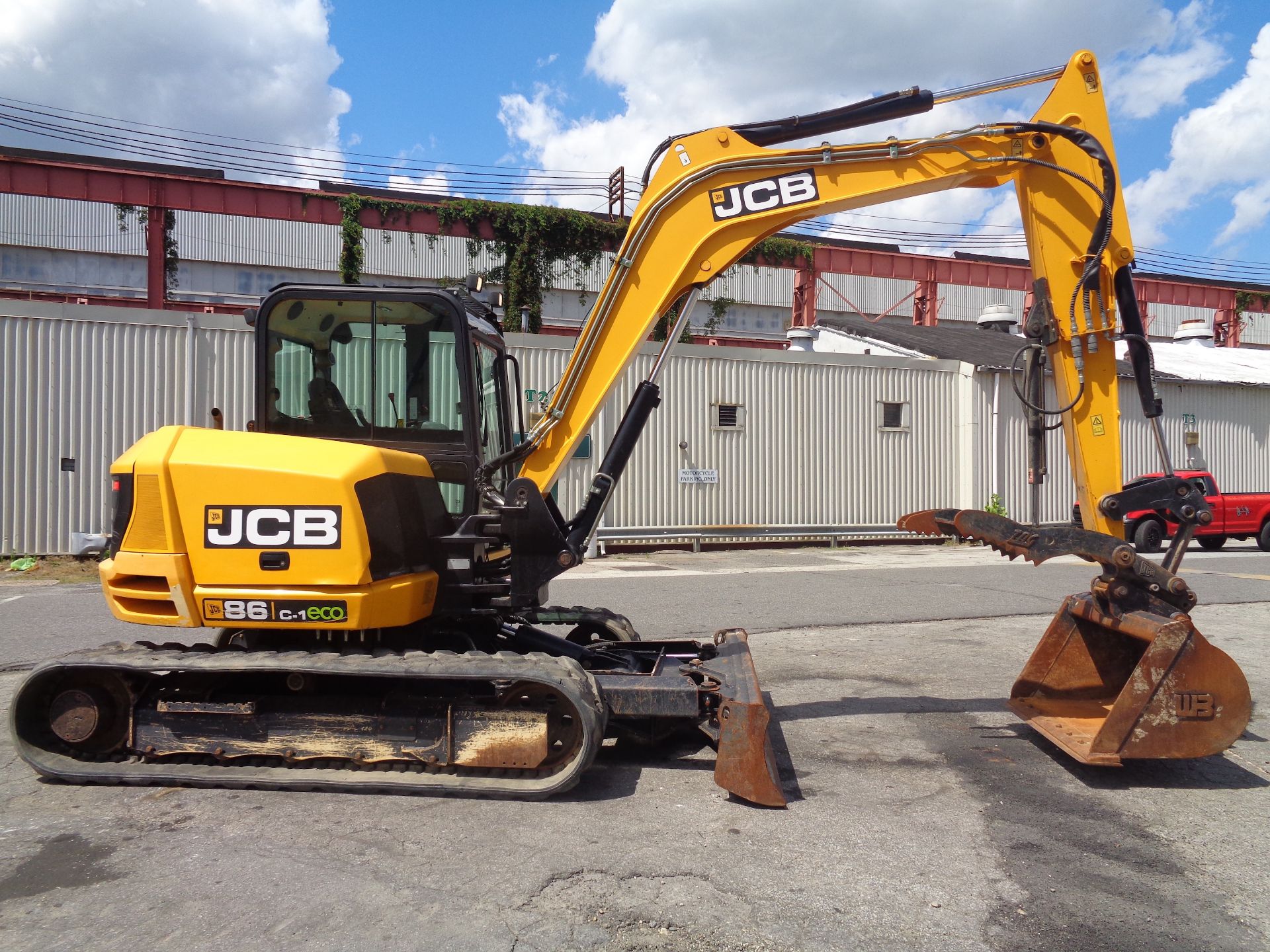 2016 JCB 86C-1 Midi Excavator Only 605 hours - Image 8 of 13