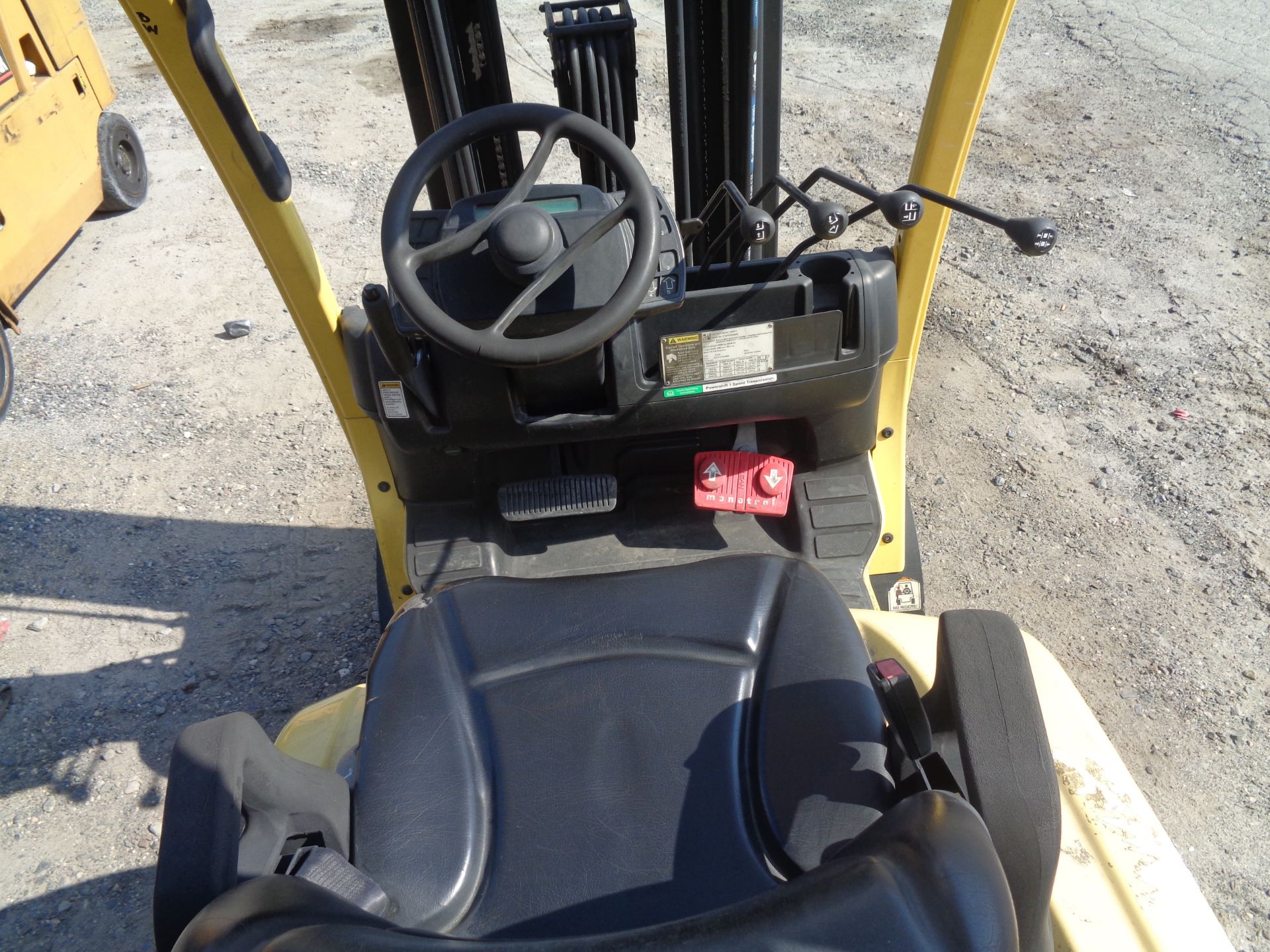 2015 Hyster S50FT 5,000 lb Forklift - Image 15 of 17