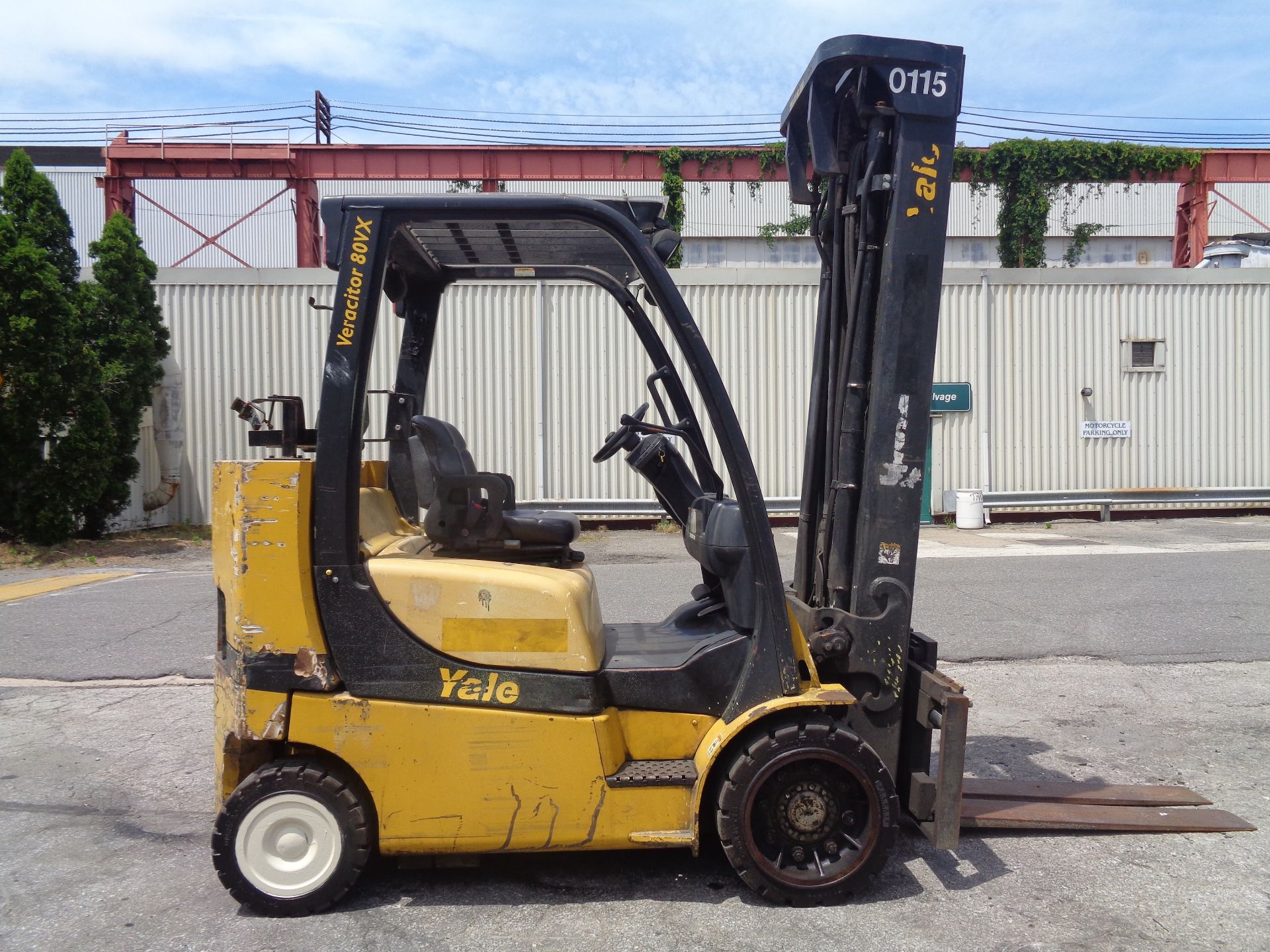 Yale GC080VXNGSE107.6 8,000lb Forklift